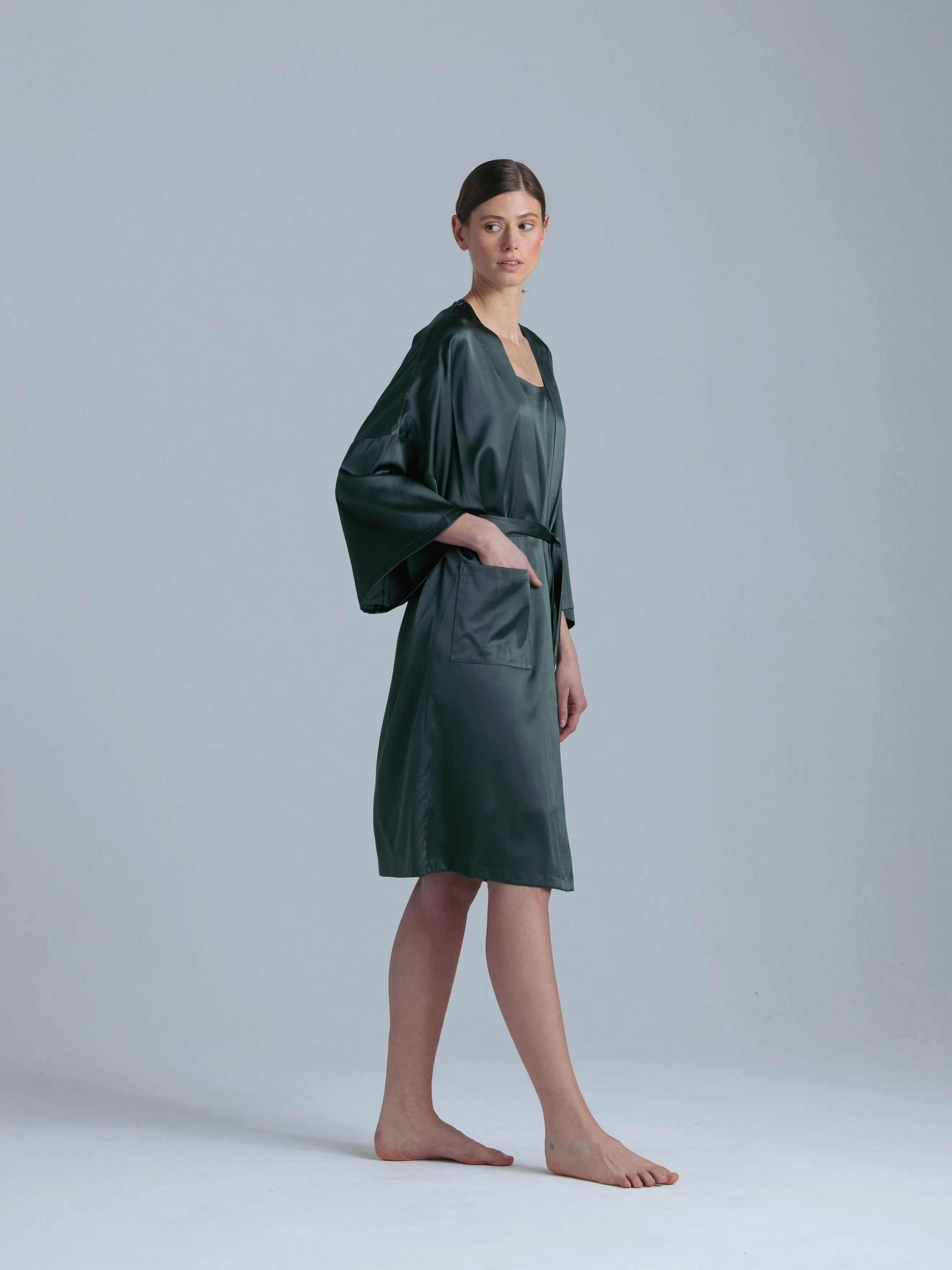 Silk Chemise and Robe Set 'Meteya&Aphrodite' in Rich Green