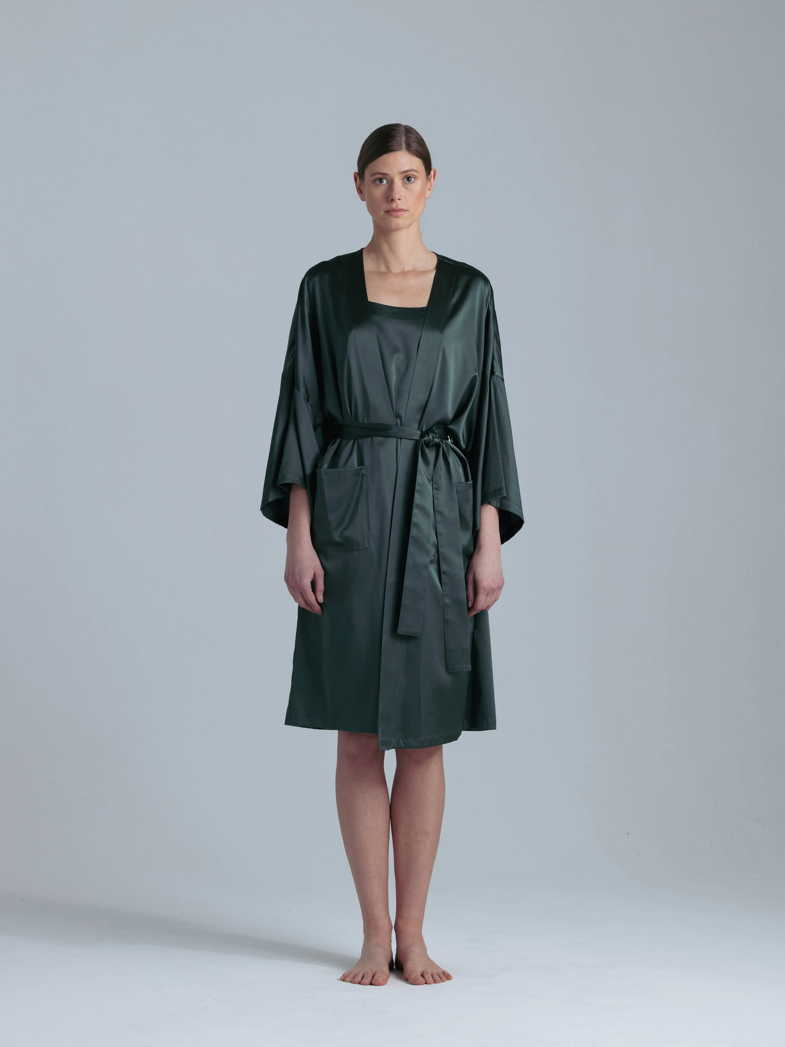 Silk Chemise and Robe Set 'Meteya&Aphrodite' in Rich Green