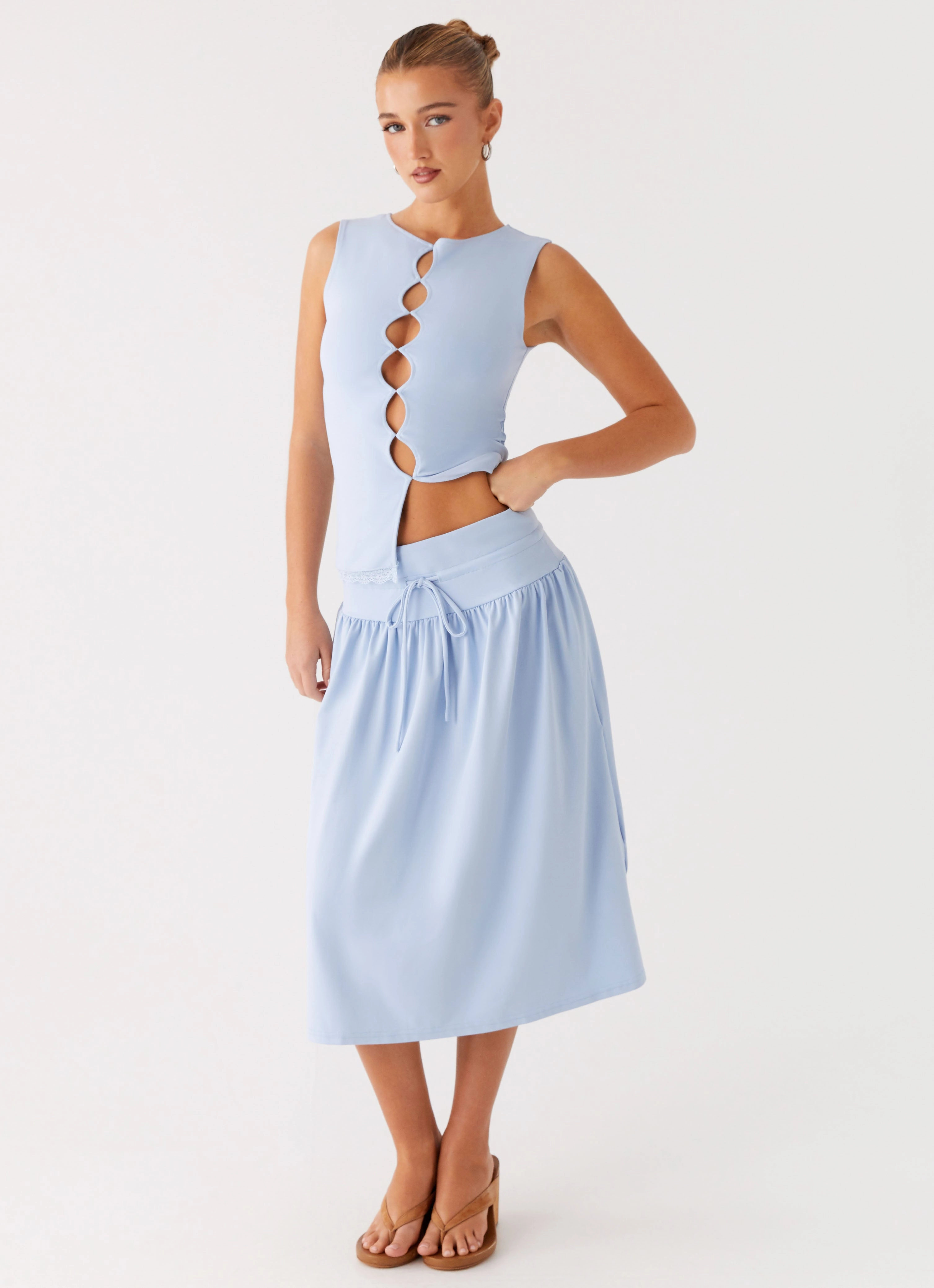High Street Fashion Outfit Mood Silver Tides Midi Skirt - Blue