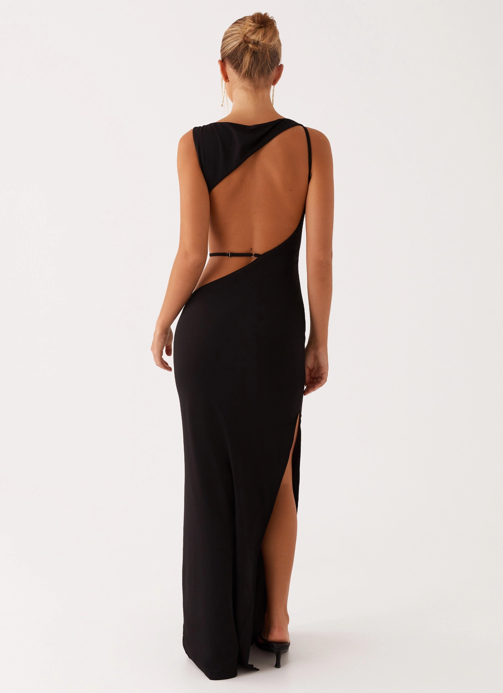 Warm Undertone Sutton Maxi Dress - Black