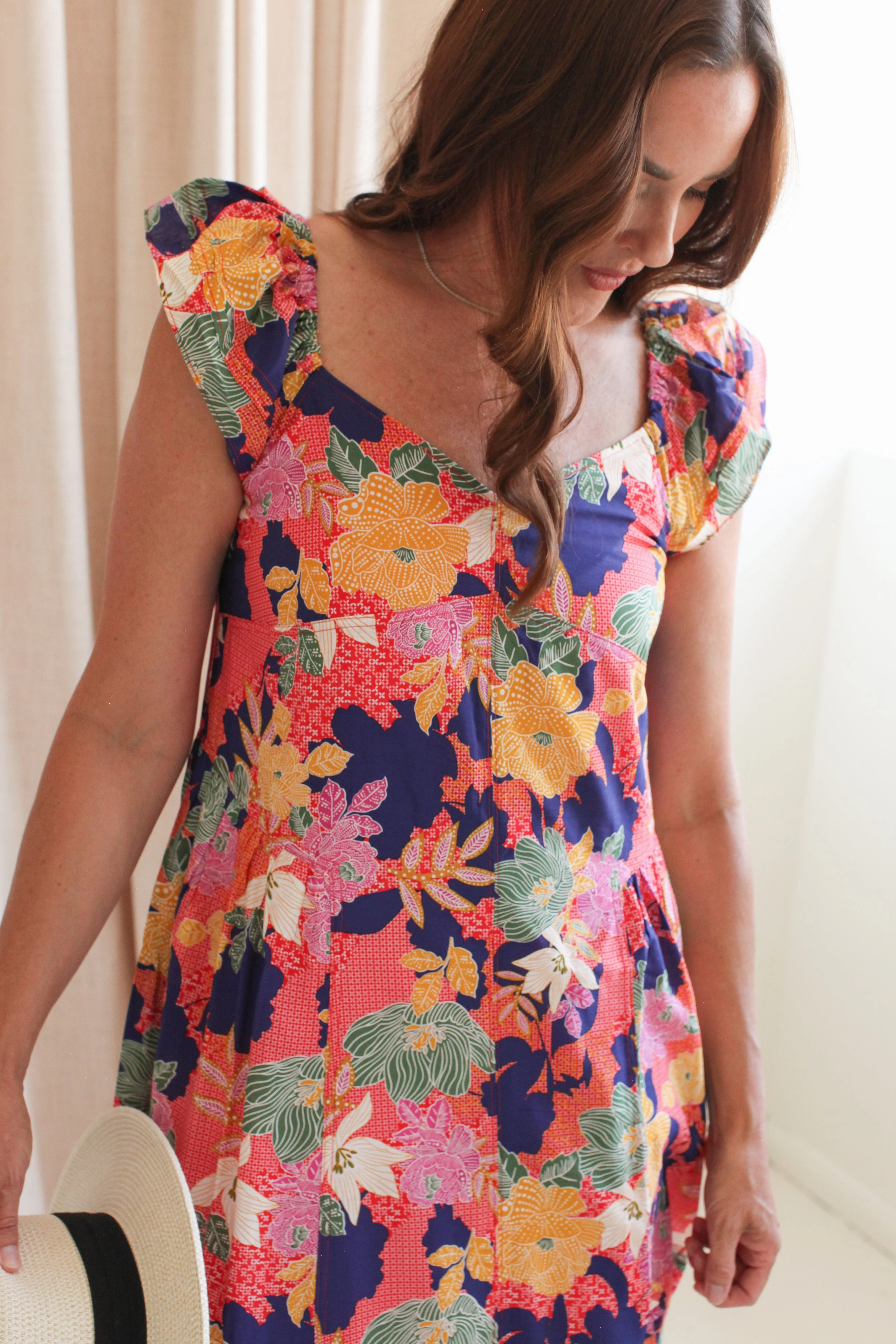Sintra Flutter Dress Calm Shine Back Detail