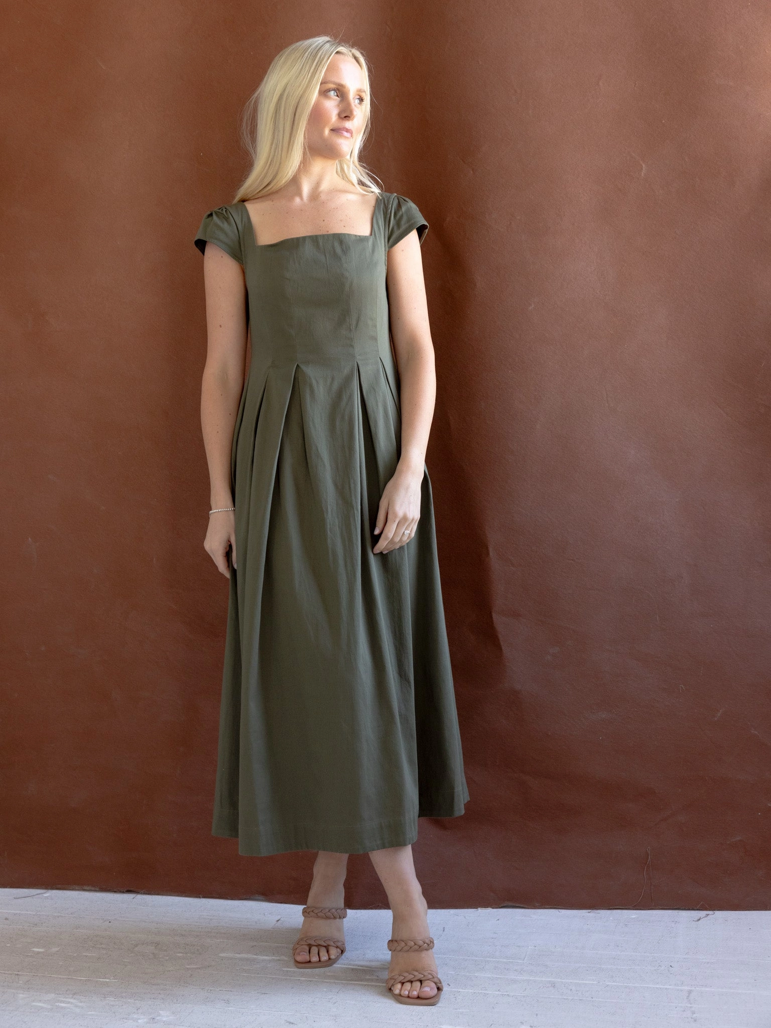Midnight Mood Chloe Dress - Olive