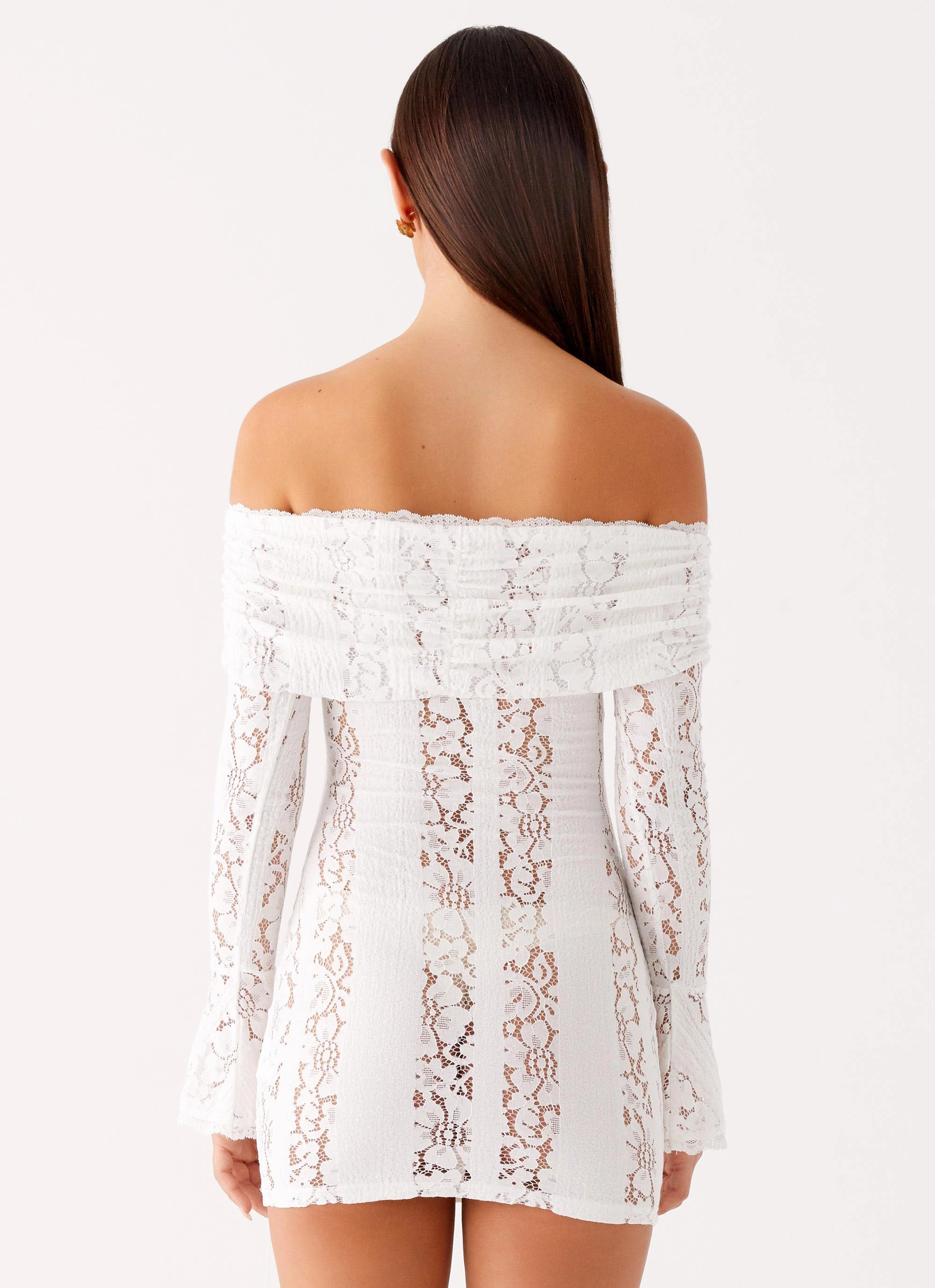 Syvanna Lace Mini Dress - White urban scene