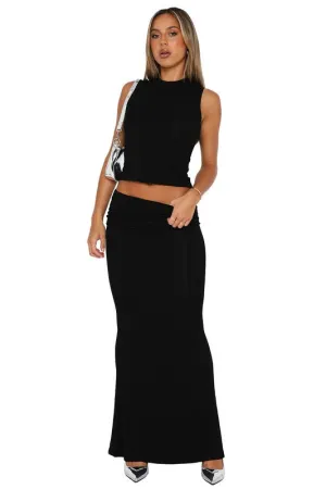 sleeveless round neckline and long maxi skirt set