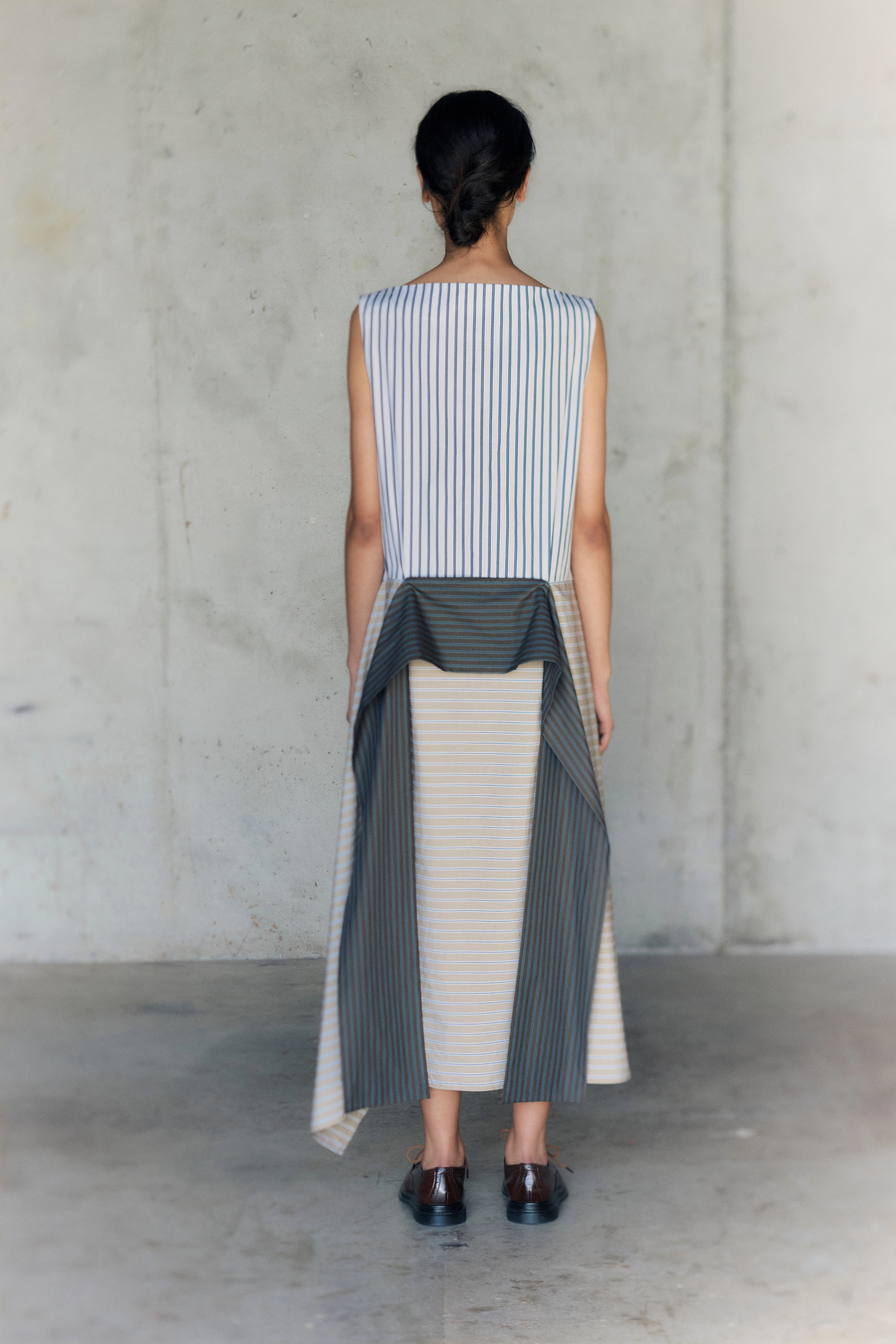 Sleeveless Stripe Drape Dress Classic Edge