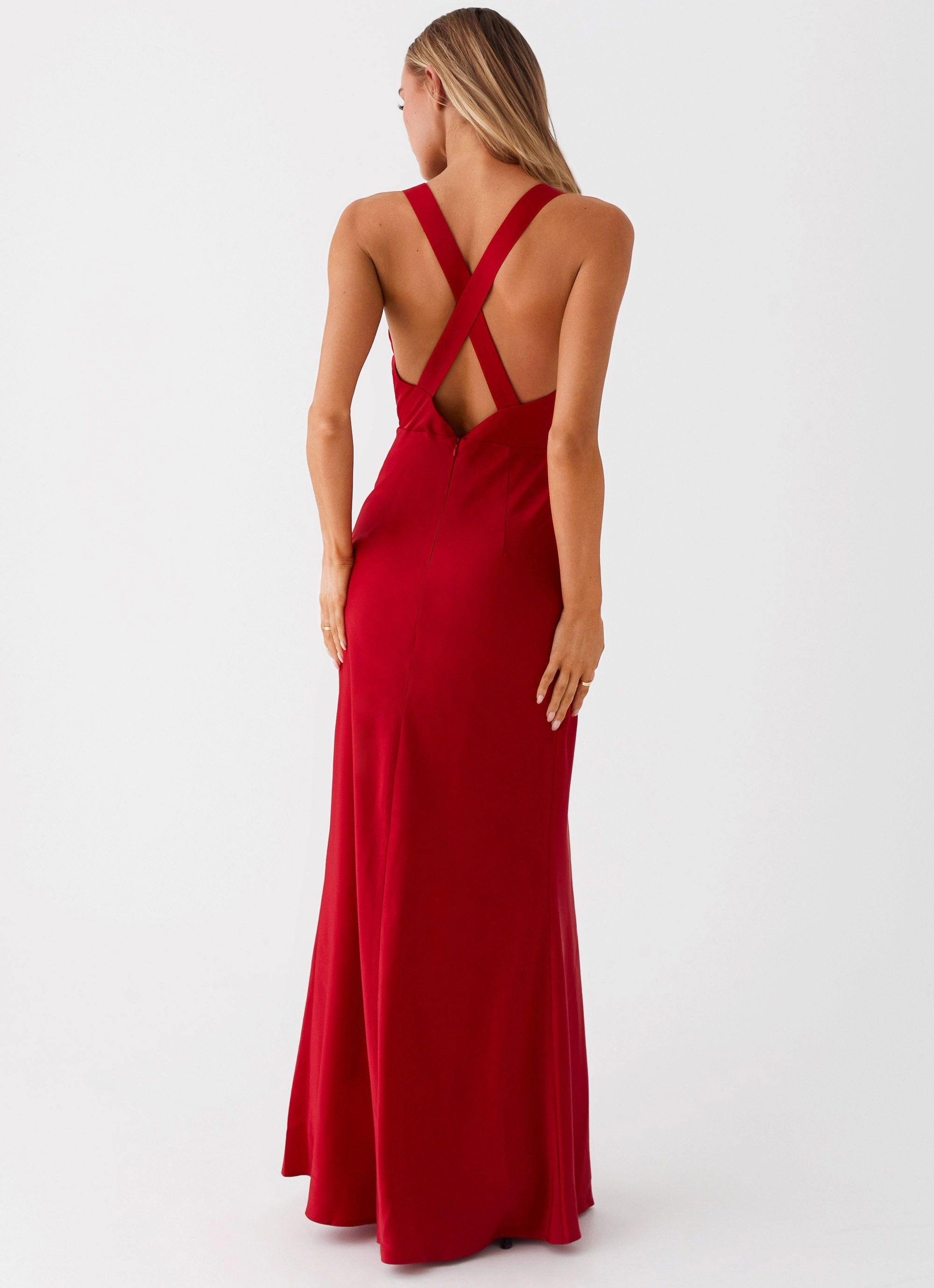 Slyvia Maxi Dress - Red Contemporary Style Family Vibe