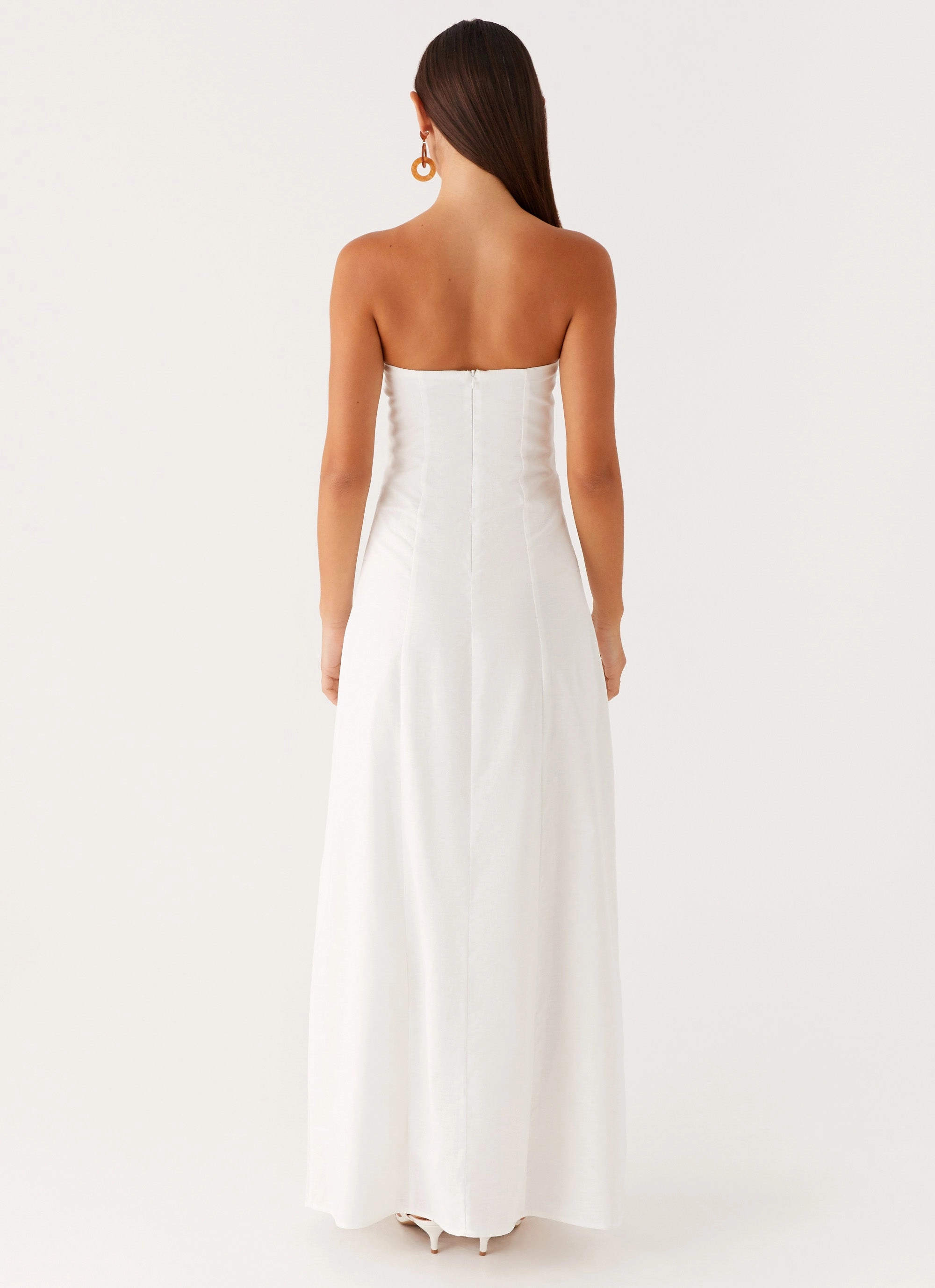 Light Mood Sleek Silhouette Tayla Linen Maxi Dress - White
