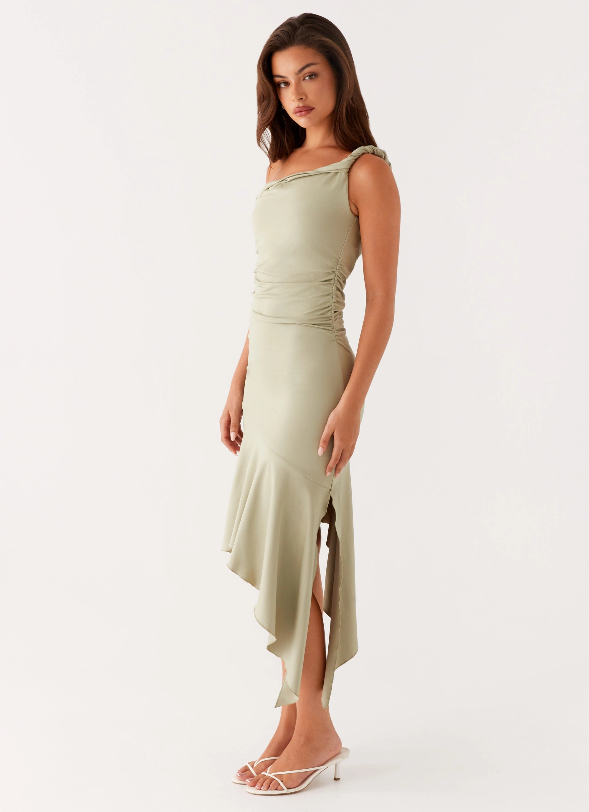 Feminine Structure Moment Glow Huntah Midi Dress - Sage