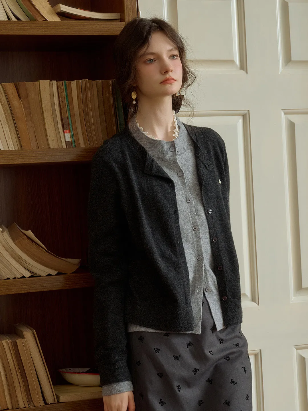 Sporty Hoodie Anti Odor Treatment Nola SR Logo Round Neck Contrast Color Faux Two-Piece 100% Wool Cardigan - Black Gray