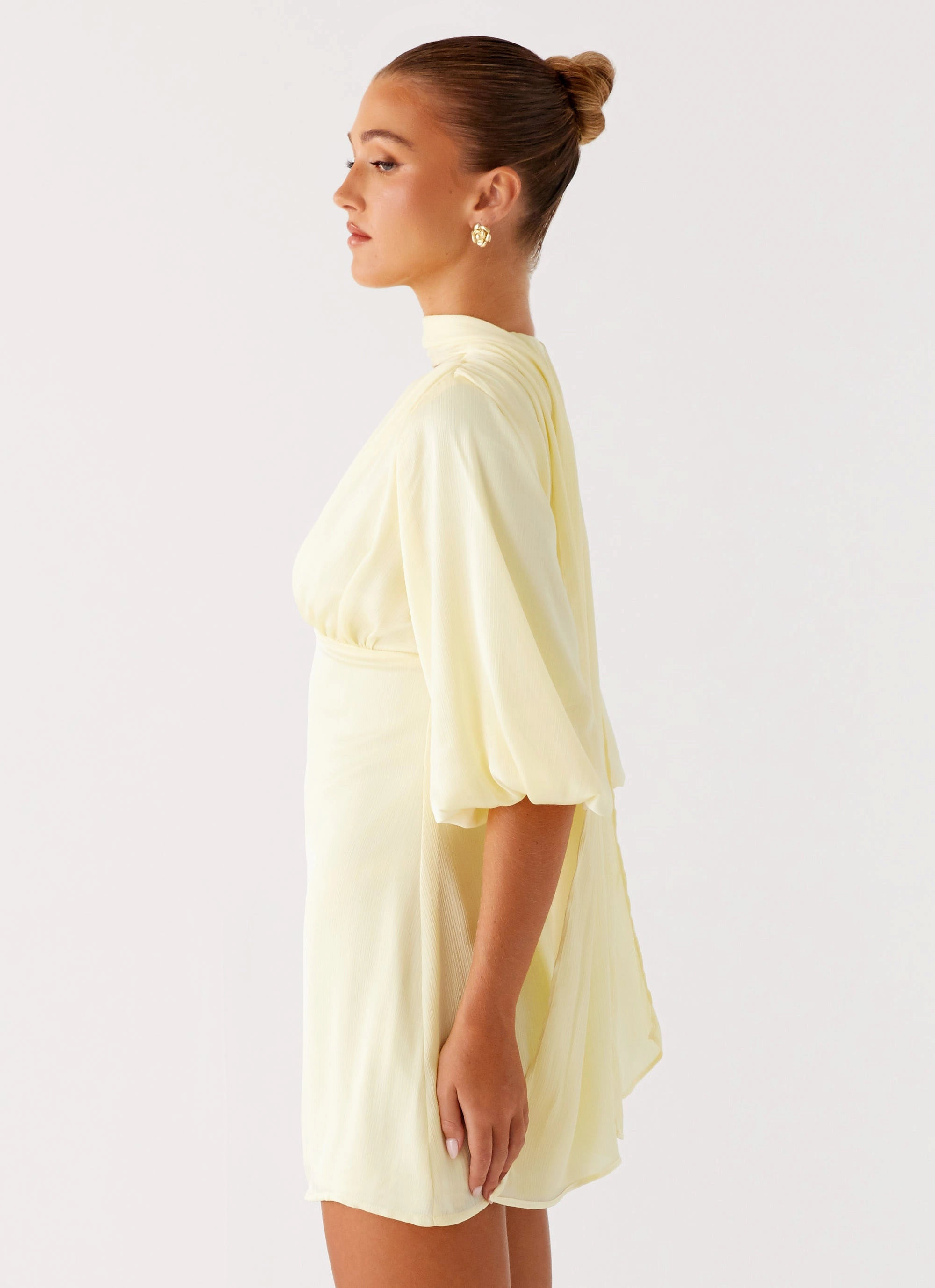 Classic Mood Breezy Outfit Mary Mini Dress - Yellow