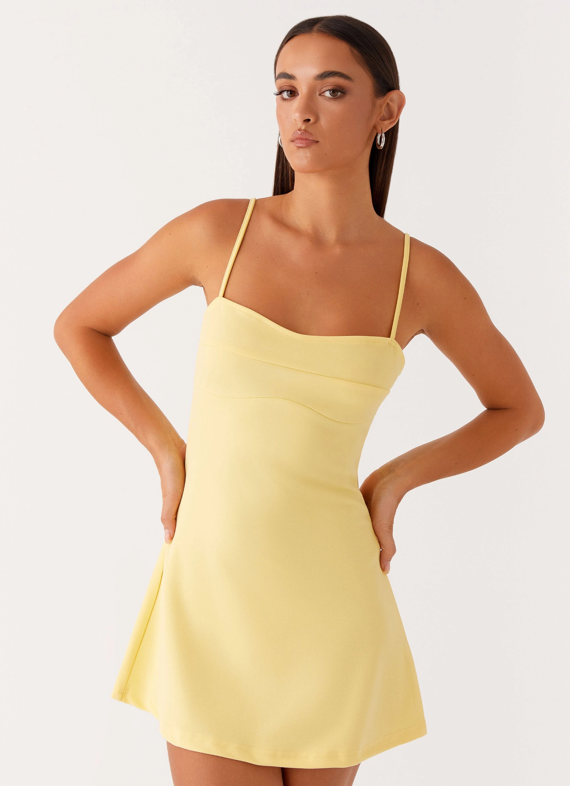 Cindy Mini Dress - Yellow garden party Must Have Feature
