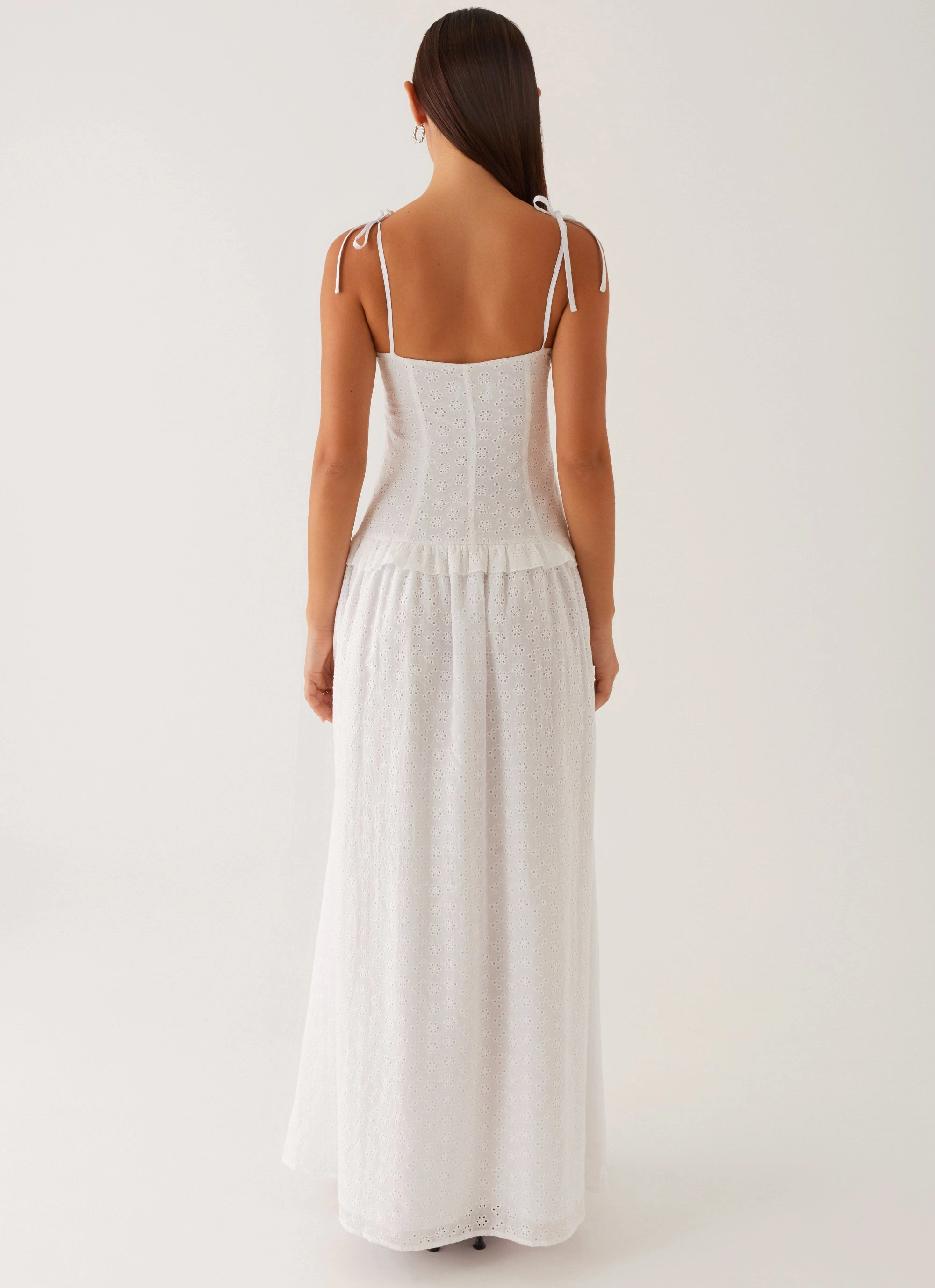 Reveria Twist Maxi Dress - Ivory Red-Carpet