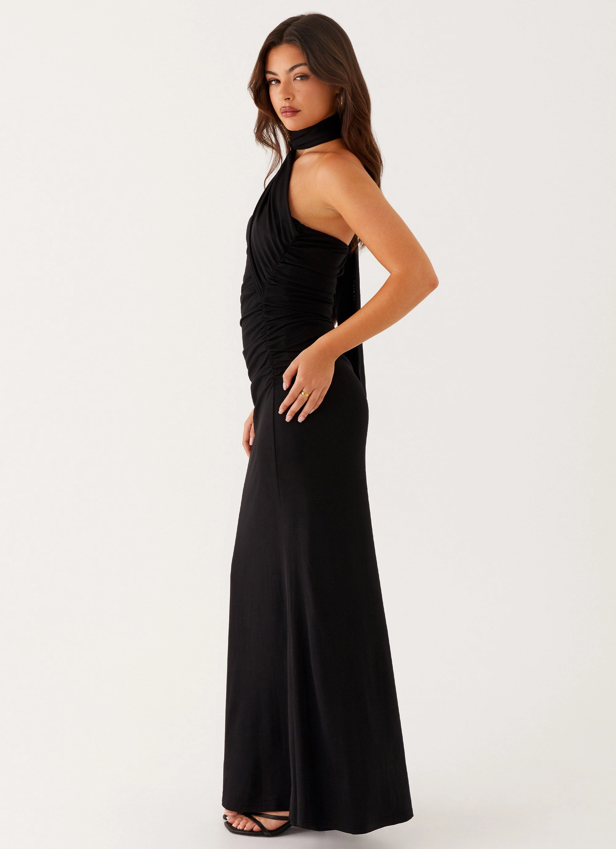 Songbird Maxi Dress - Black Fresh Glow