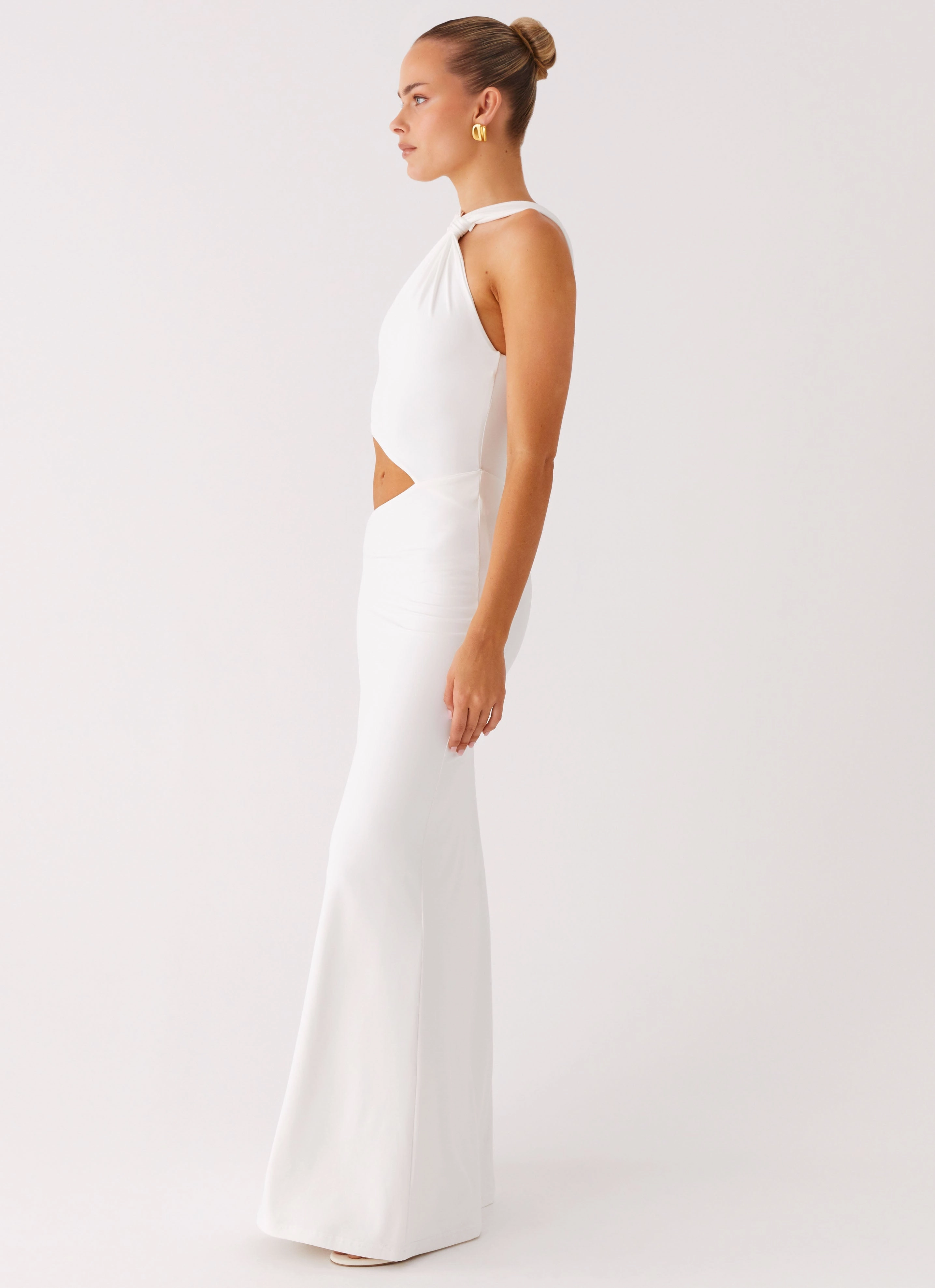 Breath Soft Trendy Vibes Juliander Knot Maxi Dress - White