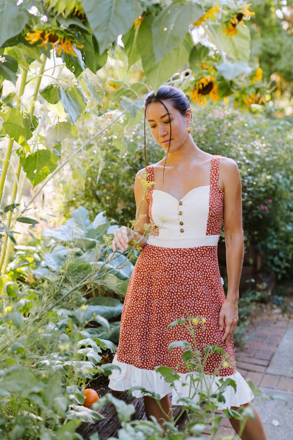 urban vibe Happy Scent Gemma Dress in Rust Floral and Oat