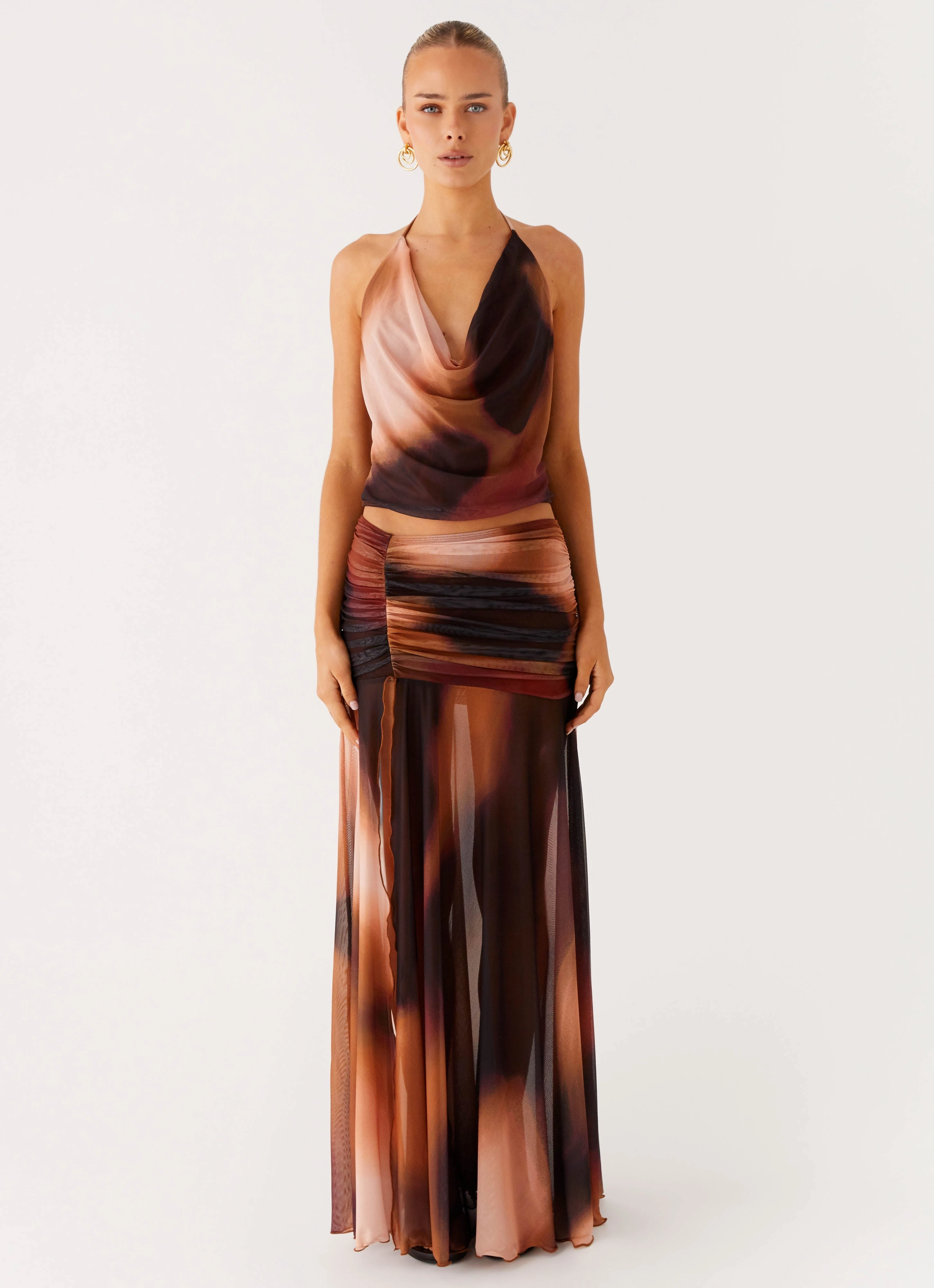 Teen Fashion Hygienic Coating Stargazer Mesh Maxi Skirt - Black Gradient
