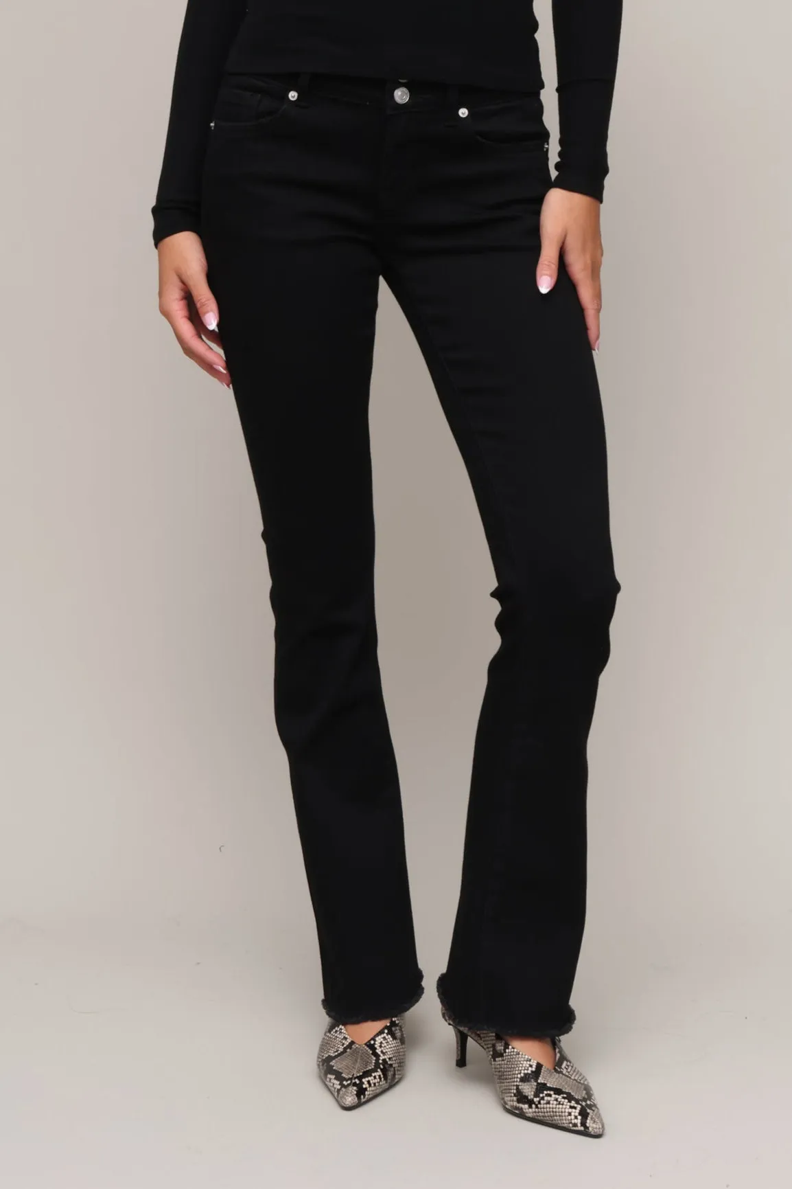Mid Rise Slim Boot Cut ReinforcedBeltLoops