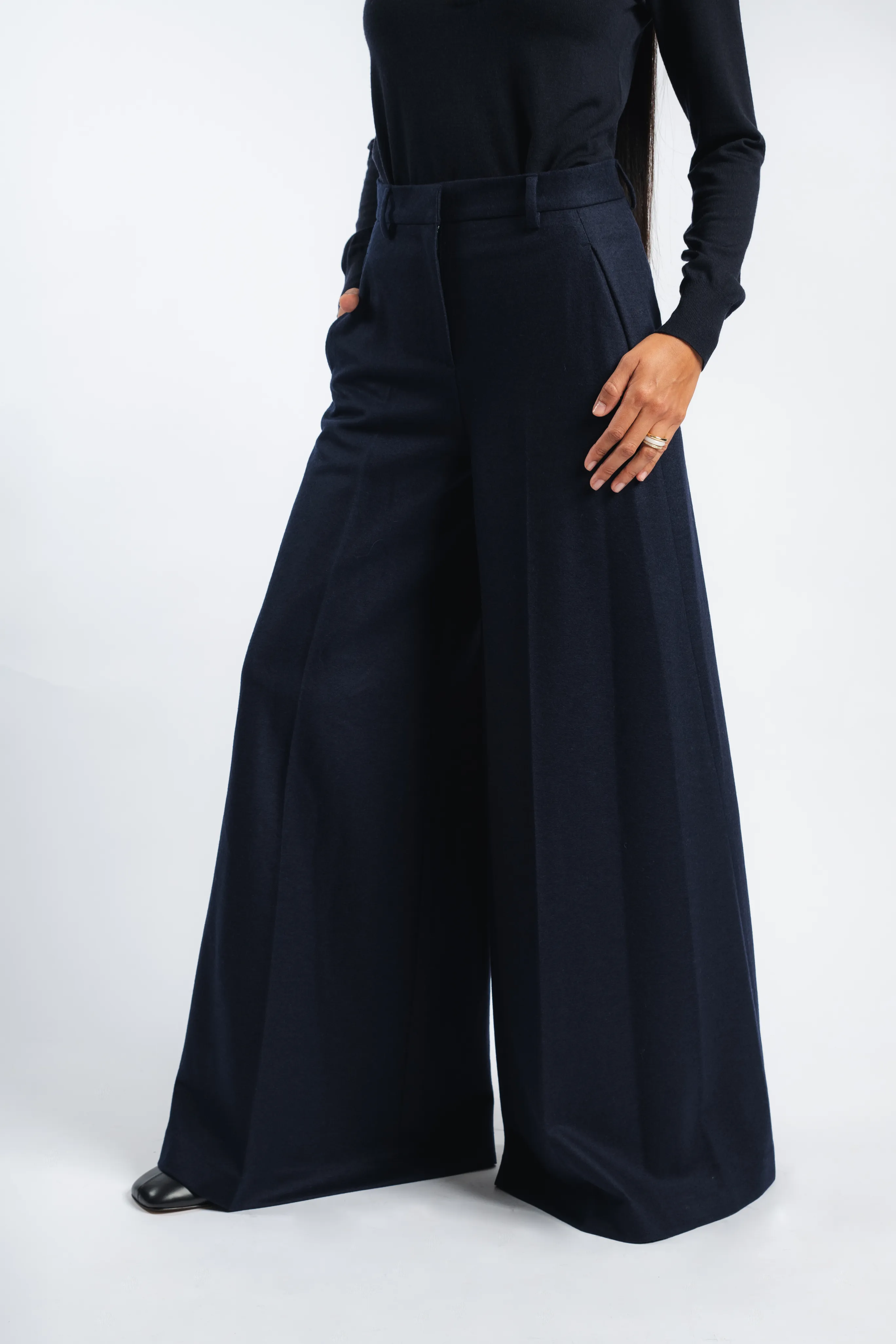 Icon Pant Smooth Texture