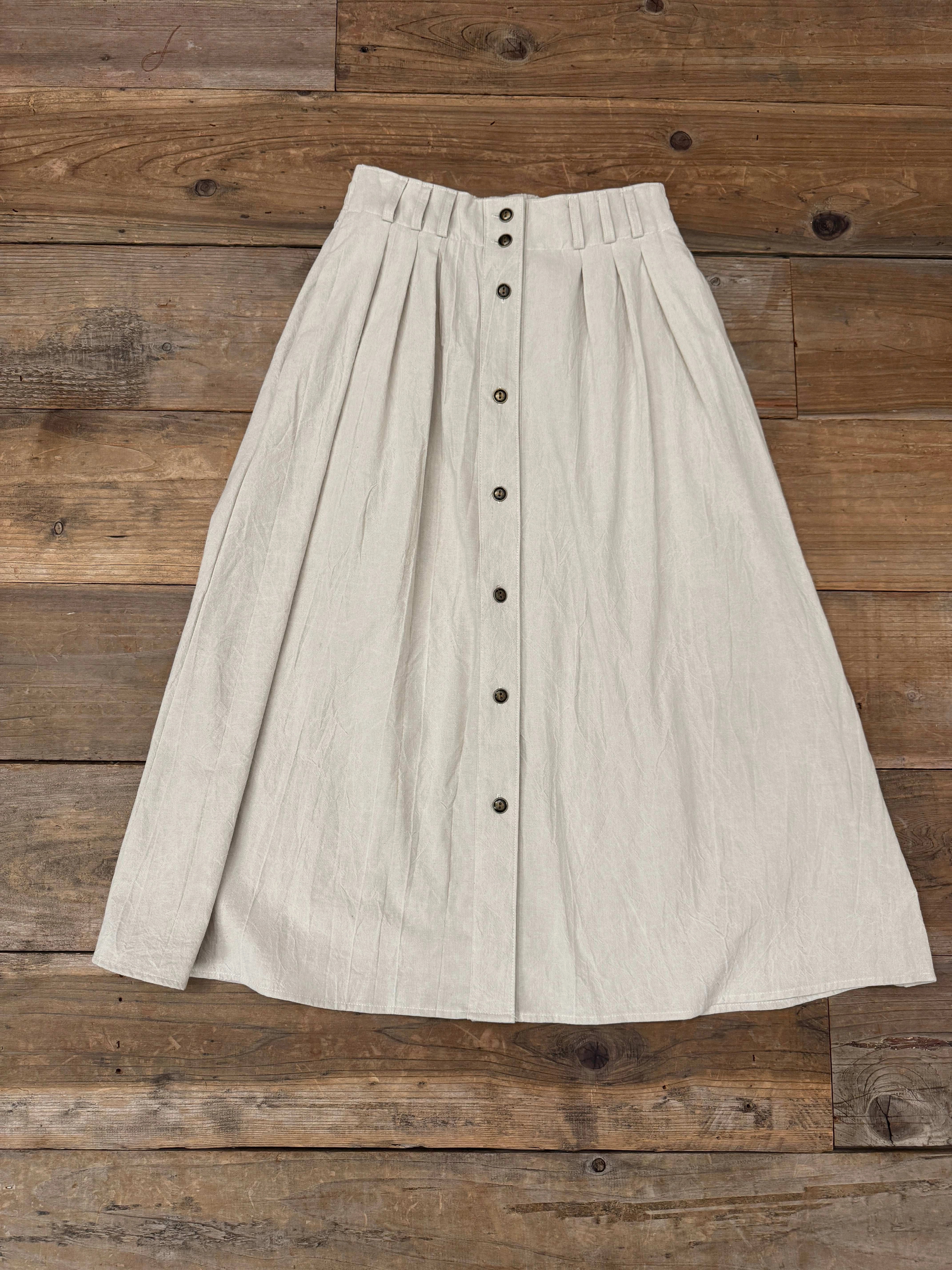 Trices Skirt in Oat Cotton Crinkle HypoallergenicMaterial