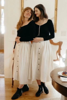Perfect Look Breathable activewear Trices Skirt in Oat Cotton Crinkle