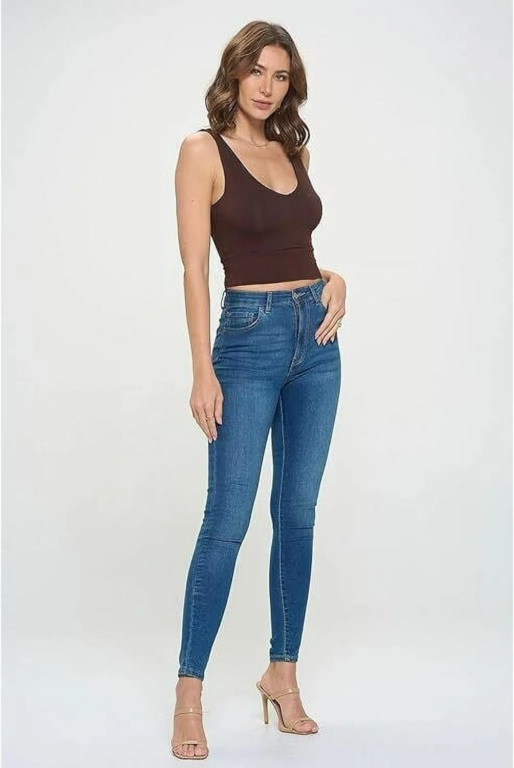 Stylish FABRIC Women's Sleeveless V Neck Top, Basic Slim Fit Shirt, Sexy Casual Cute Going Out, Trendy Spring Summer 2024