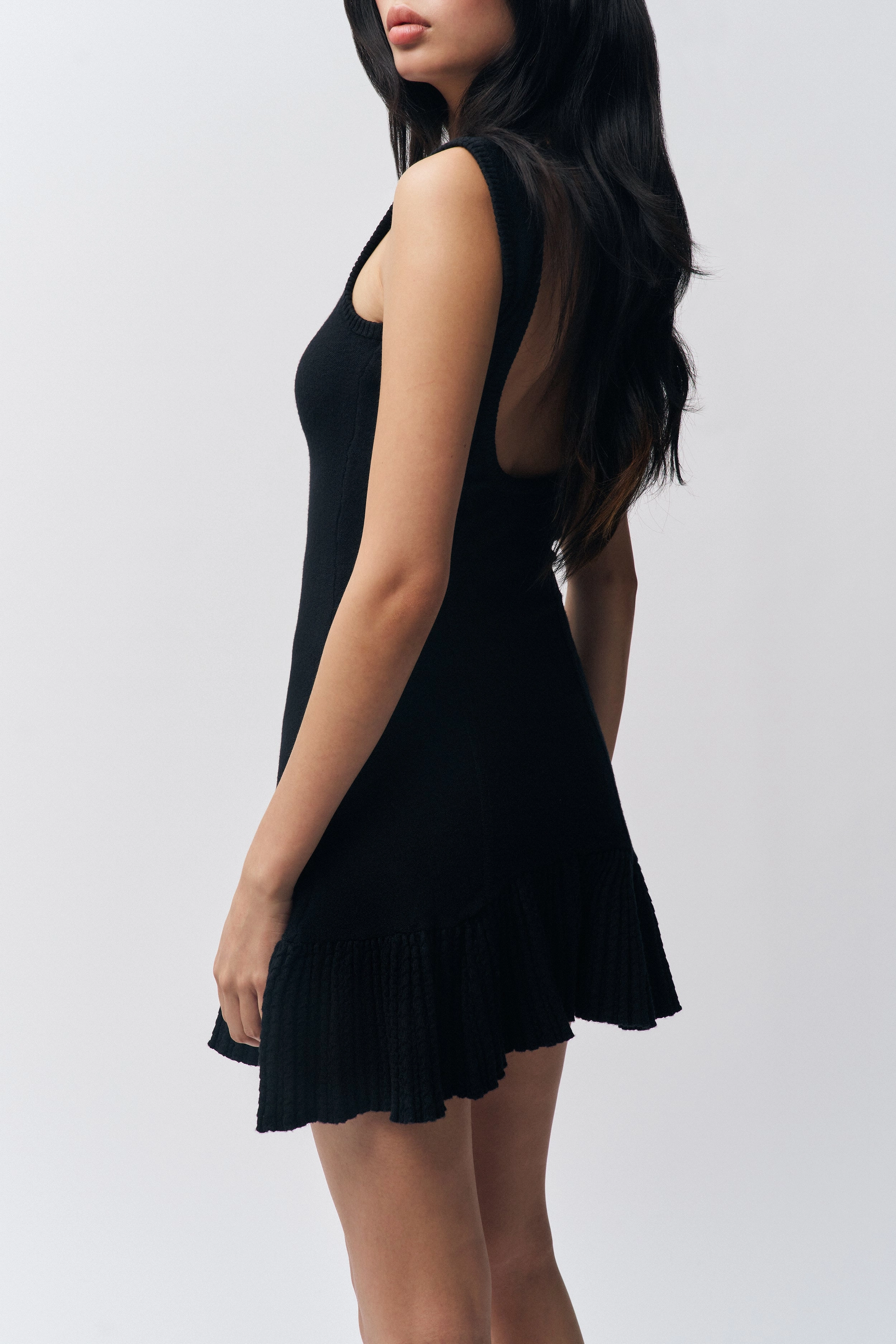 Iris Dress Minimal Curve