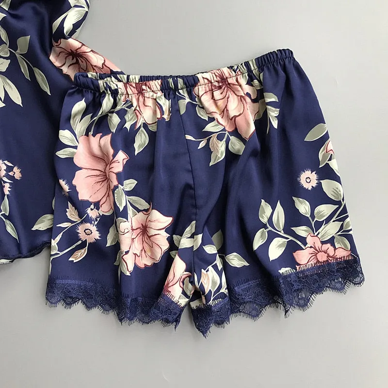Summer Sexy Ladies' Floral Print Satin Sleepwear With Chest Pad