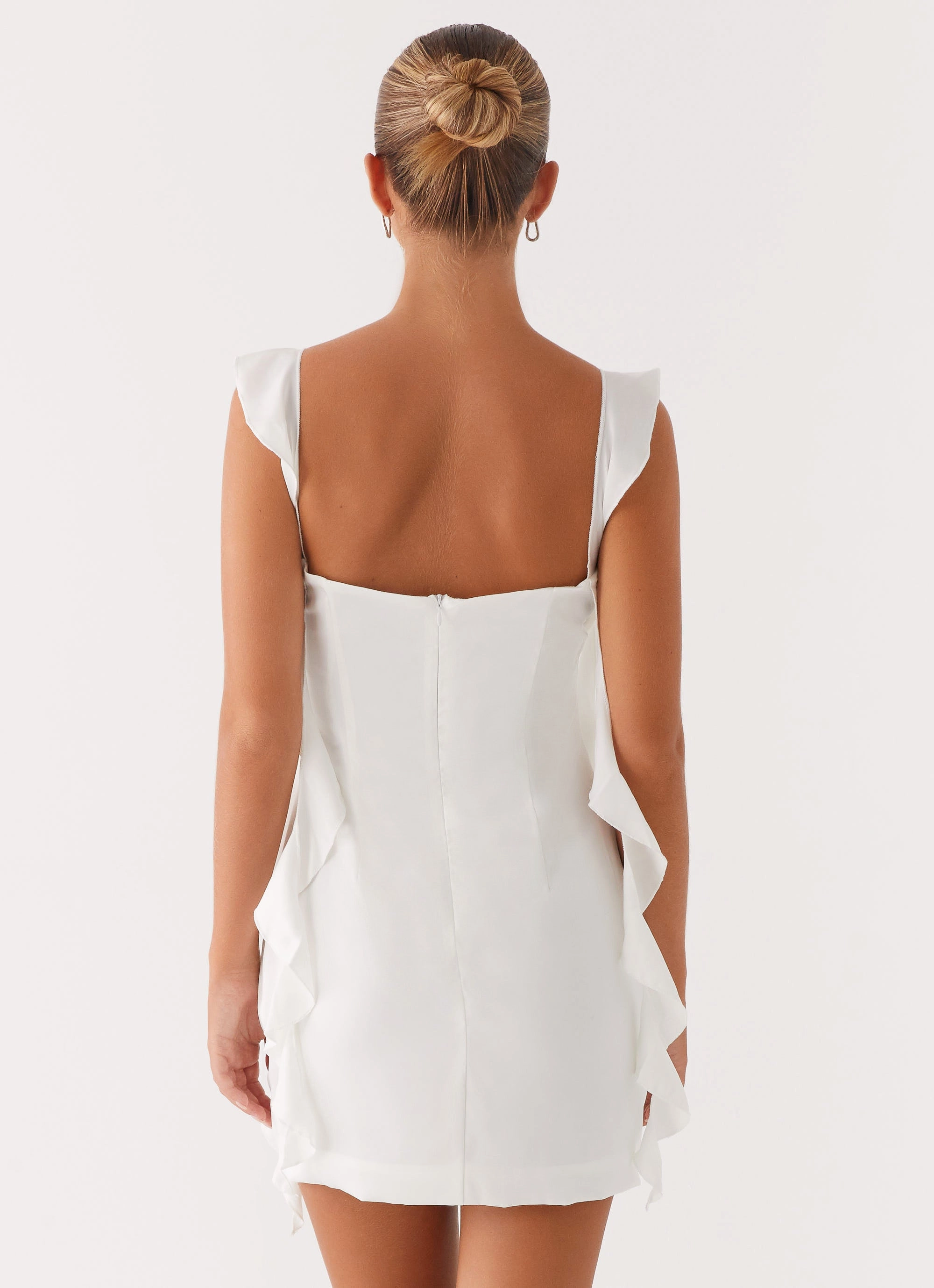 Sharp Look Everyday Line Beckham Mini Dress - White