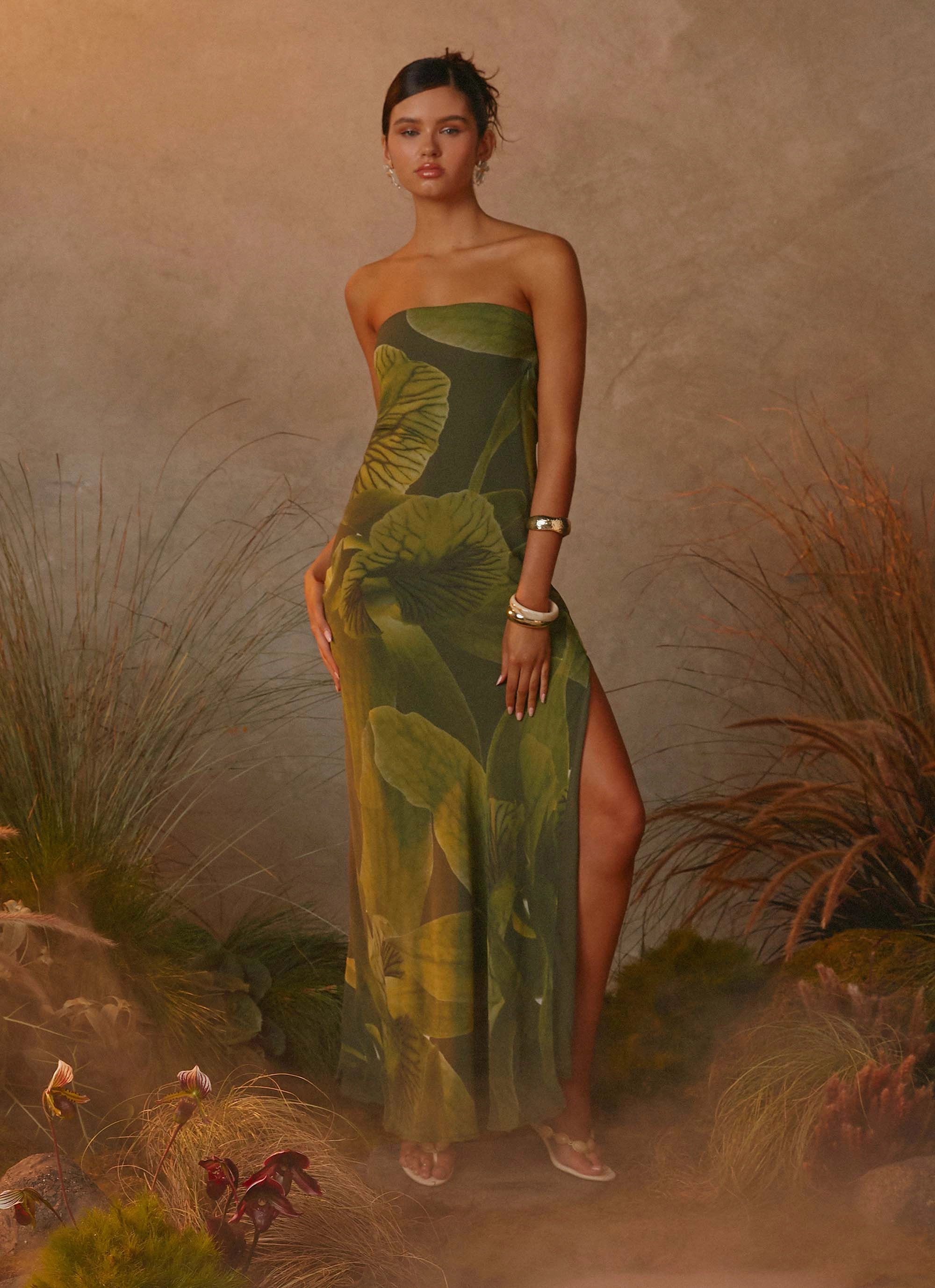 Layered-Sleeve Polite Tone Nettle Maxi Dress - Tropic Floral