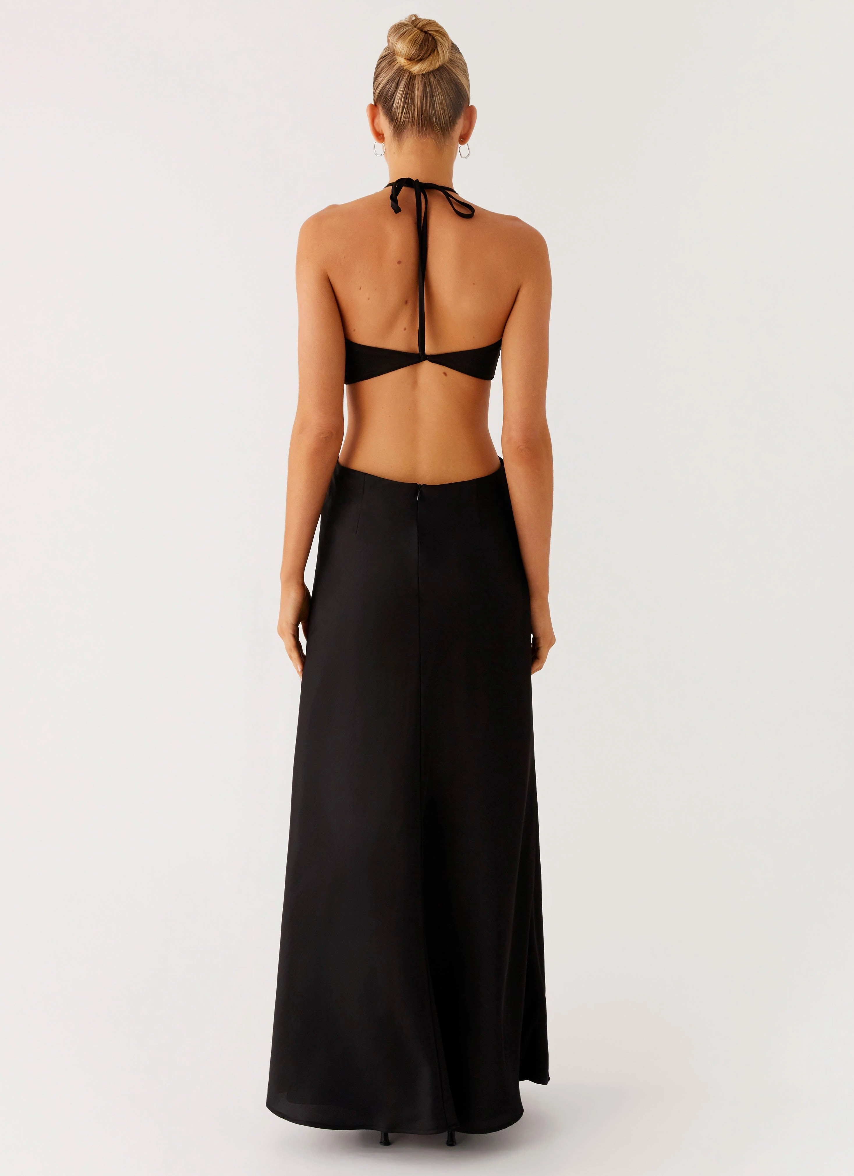 Sweetheart Cut Out Maxi Dress - Black Body Safe