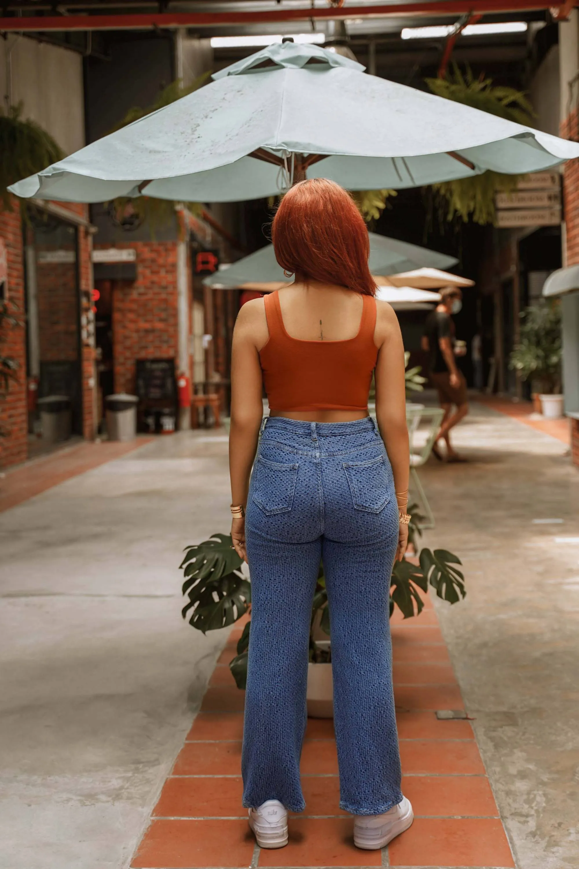 Swich Crop Top in Brick