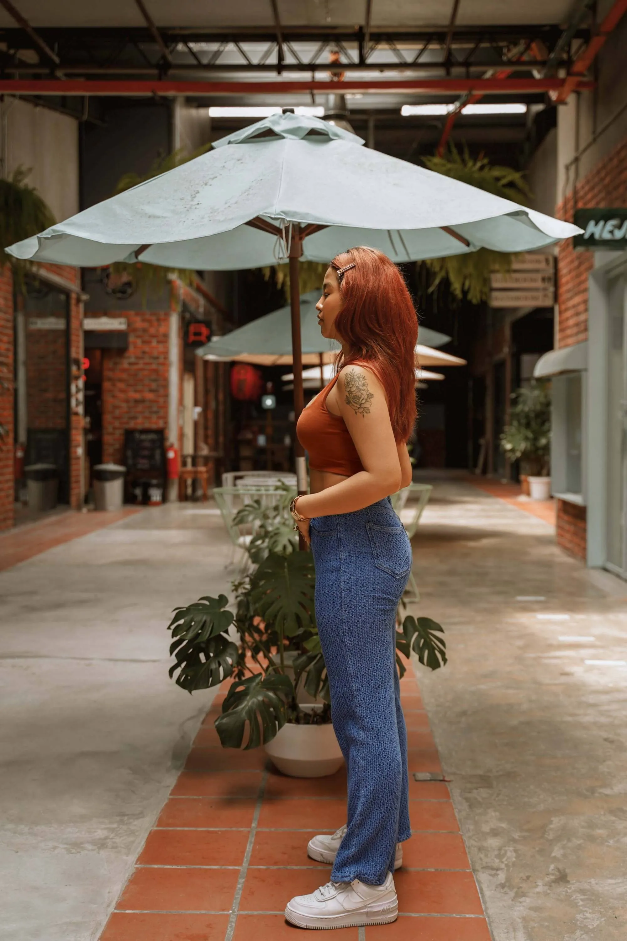 Swich Crop Top in Brick