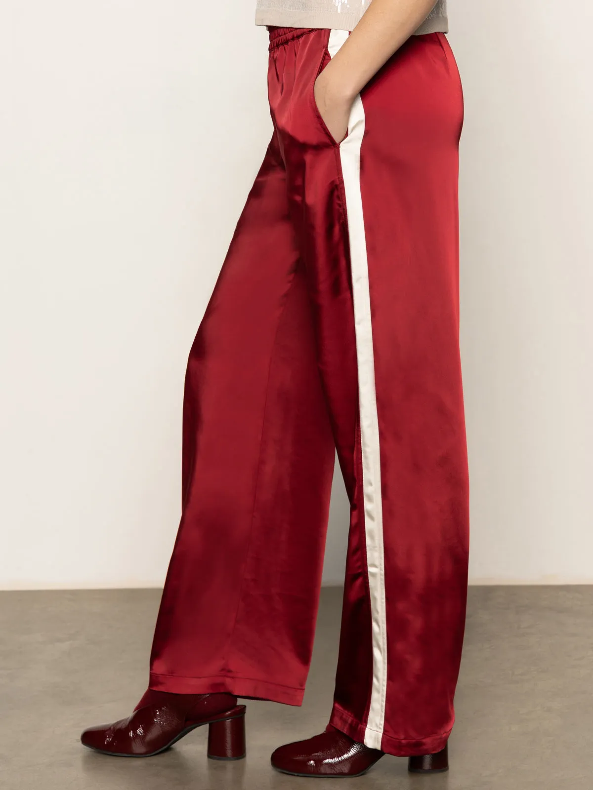 Travel Essential Travel Friendly Satin Track Pant Crimson