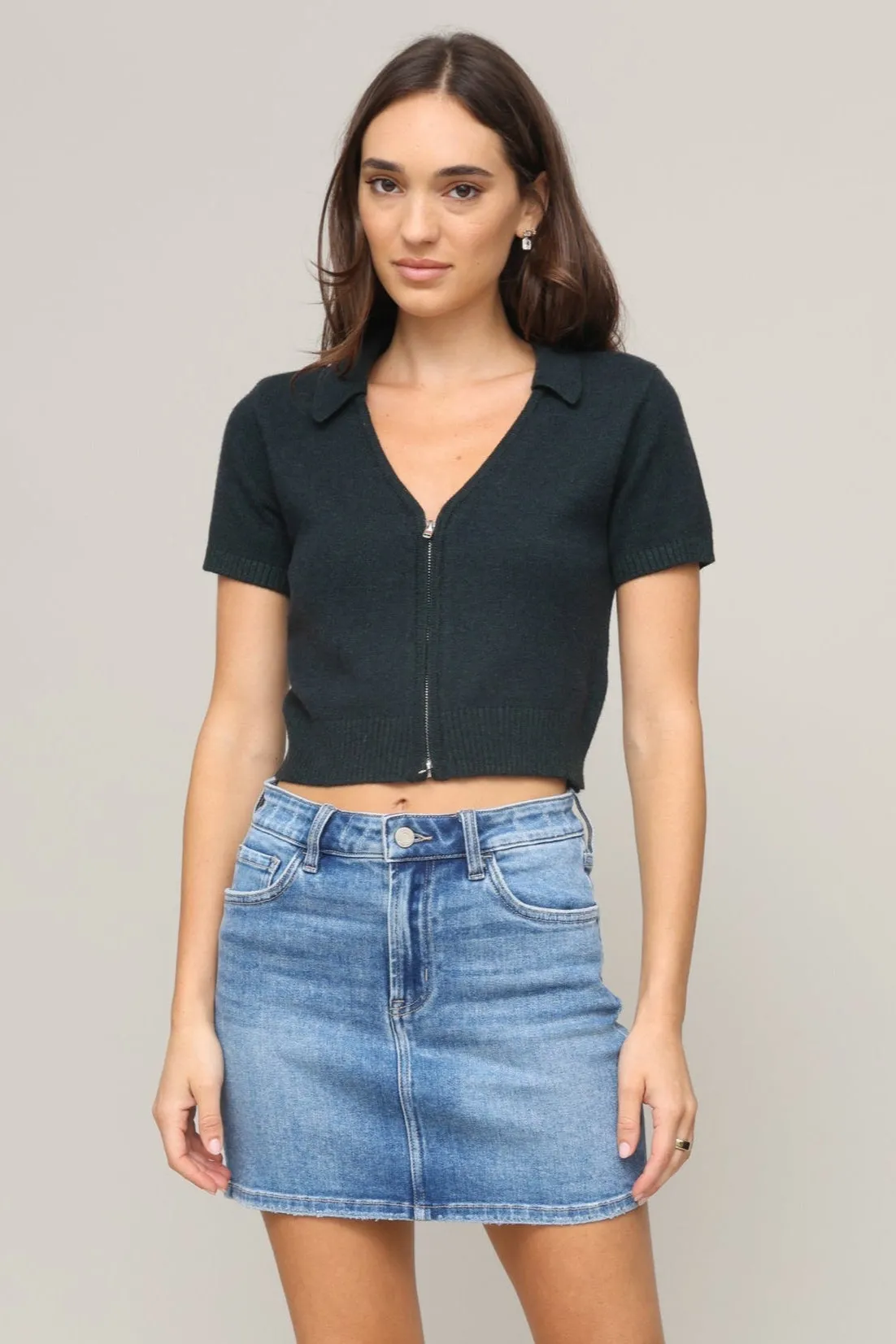 Taylor Zip Cardigan Seamless Knit Design Ventilated Mesh Panels