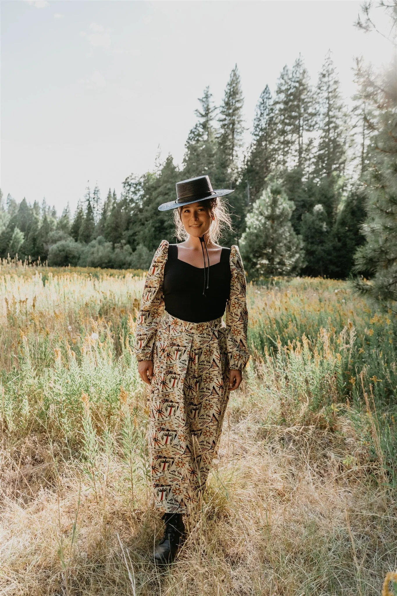 MultiPocket Configuration FlexibleKnit Elizabeth Top in Black on Tarot Cotton
