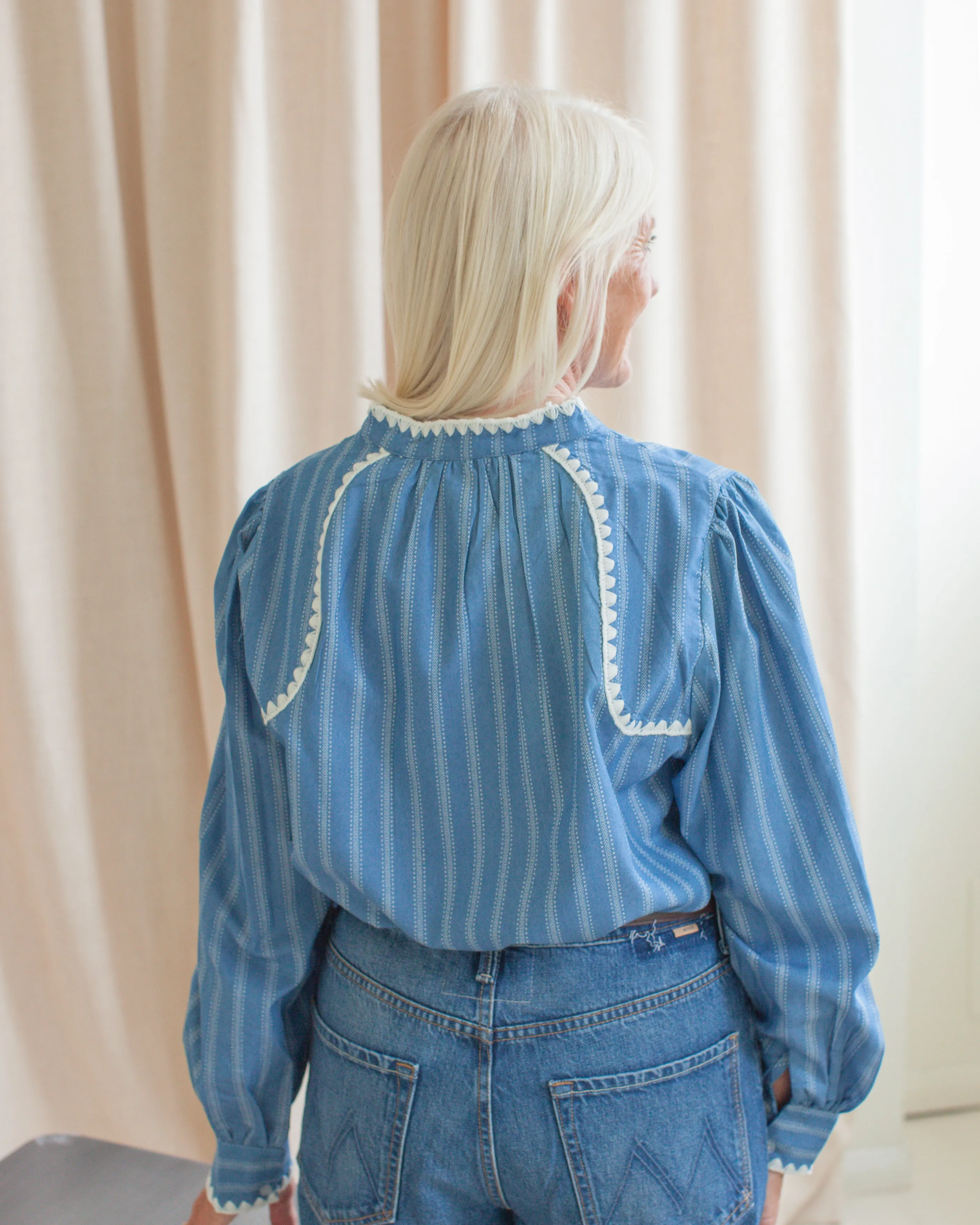 Hadley Peasant Blouse AdjustableCuffSystem