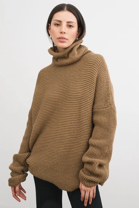 Pia Turtleneck Sweater MultiPanelDesign FlexibleLayeredConstruction
