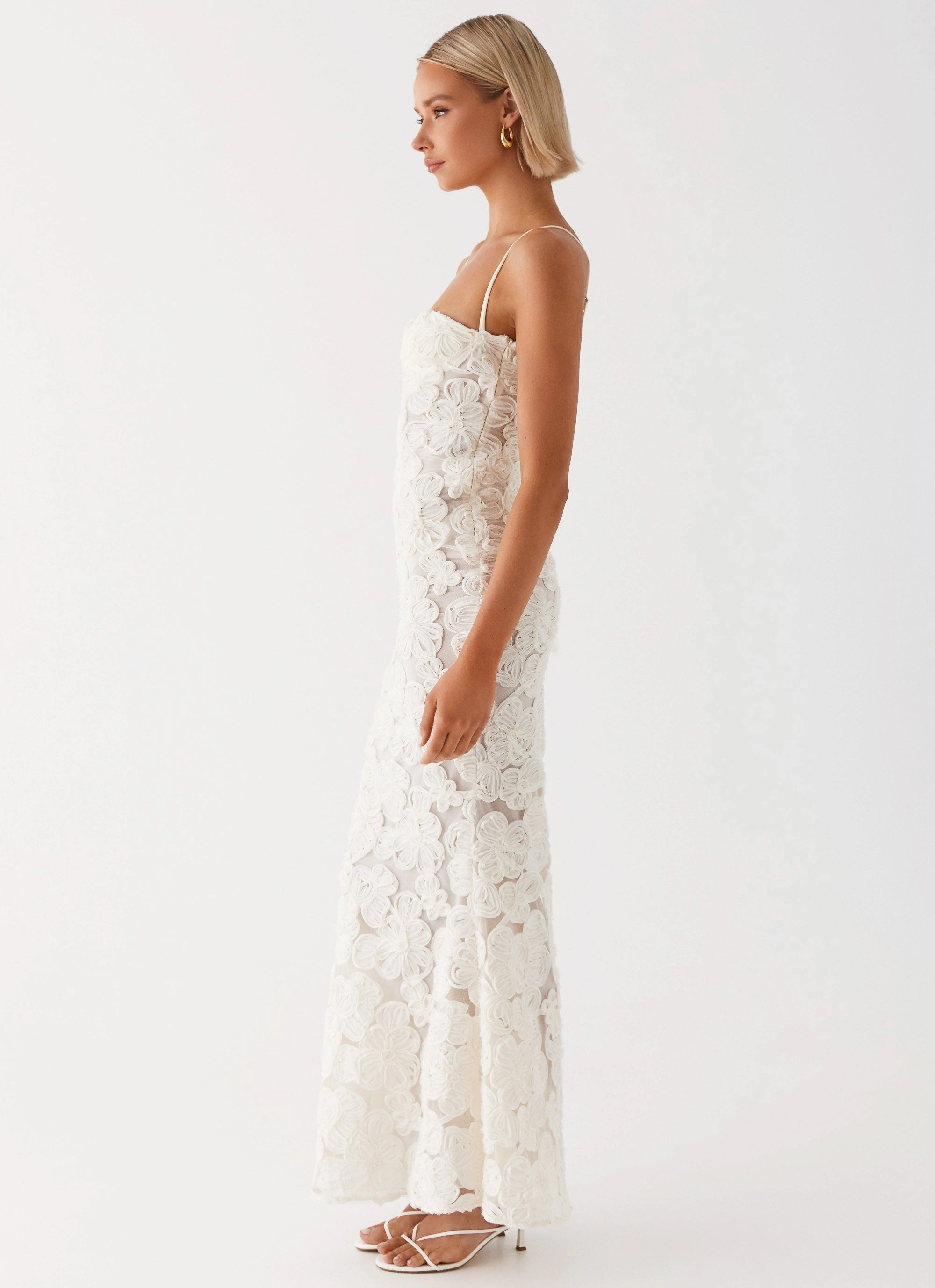 That Girl Maxi Dress - Ivory Zip Ease Youthful Look