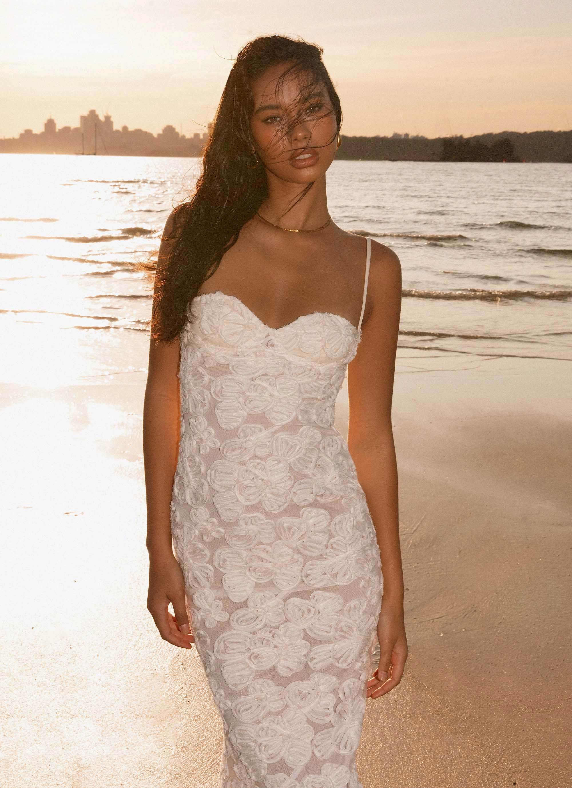 Harmonious Layers That Girl Maxi Dress - Ivory