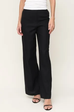 The Avery Pant No Wrinkle Flat Lock Seams