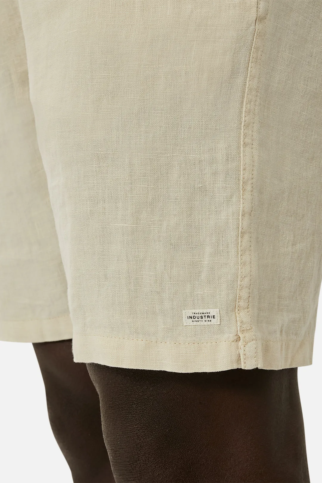 The Marina Linen Short - Ecru