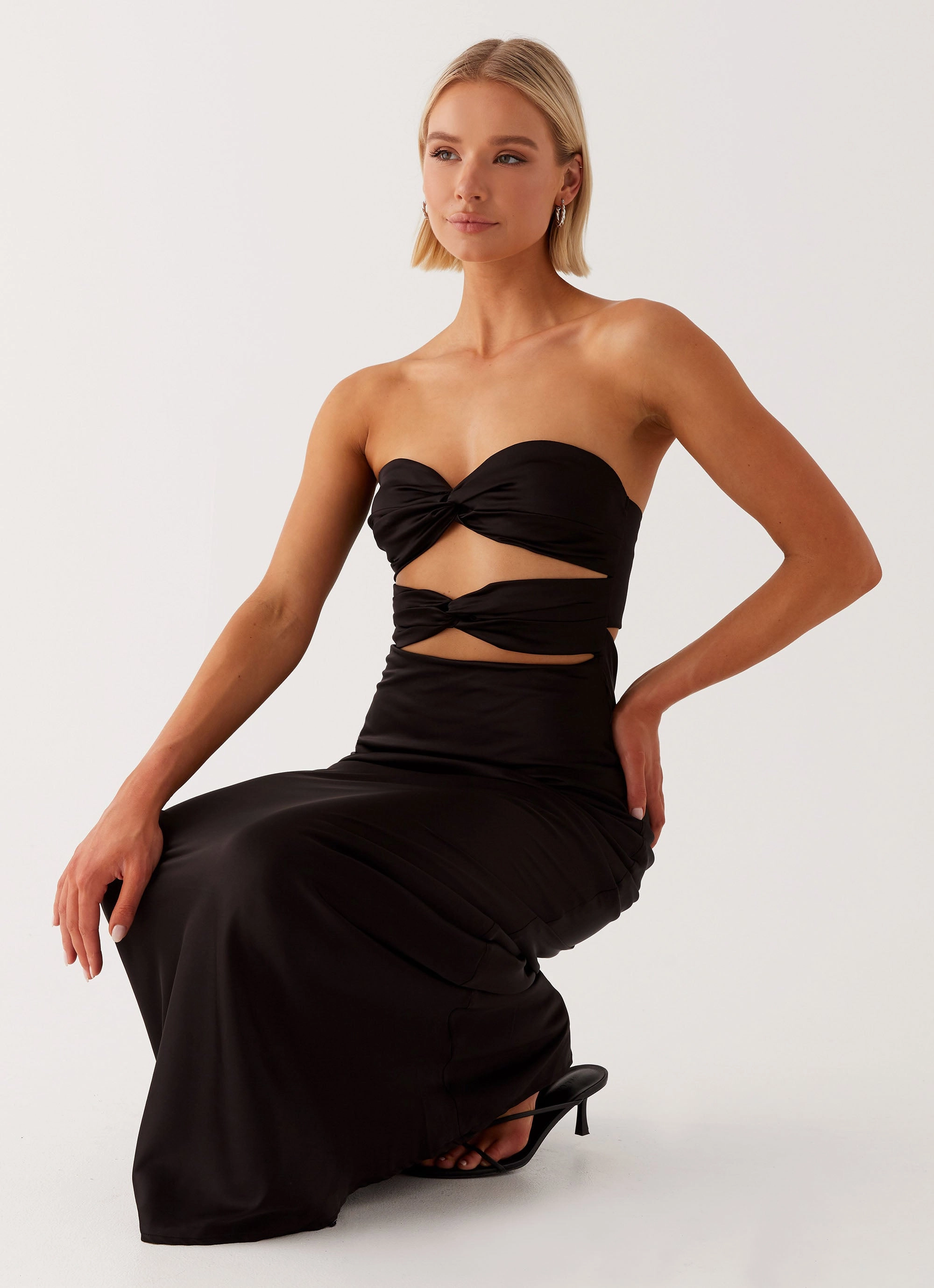 Tianna Strapless Maxi Dress - Black Minimal Mood Pure Look