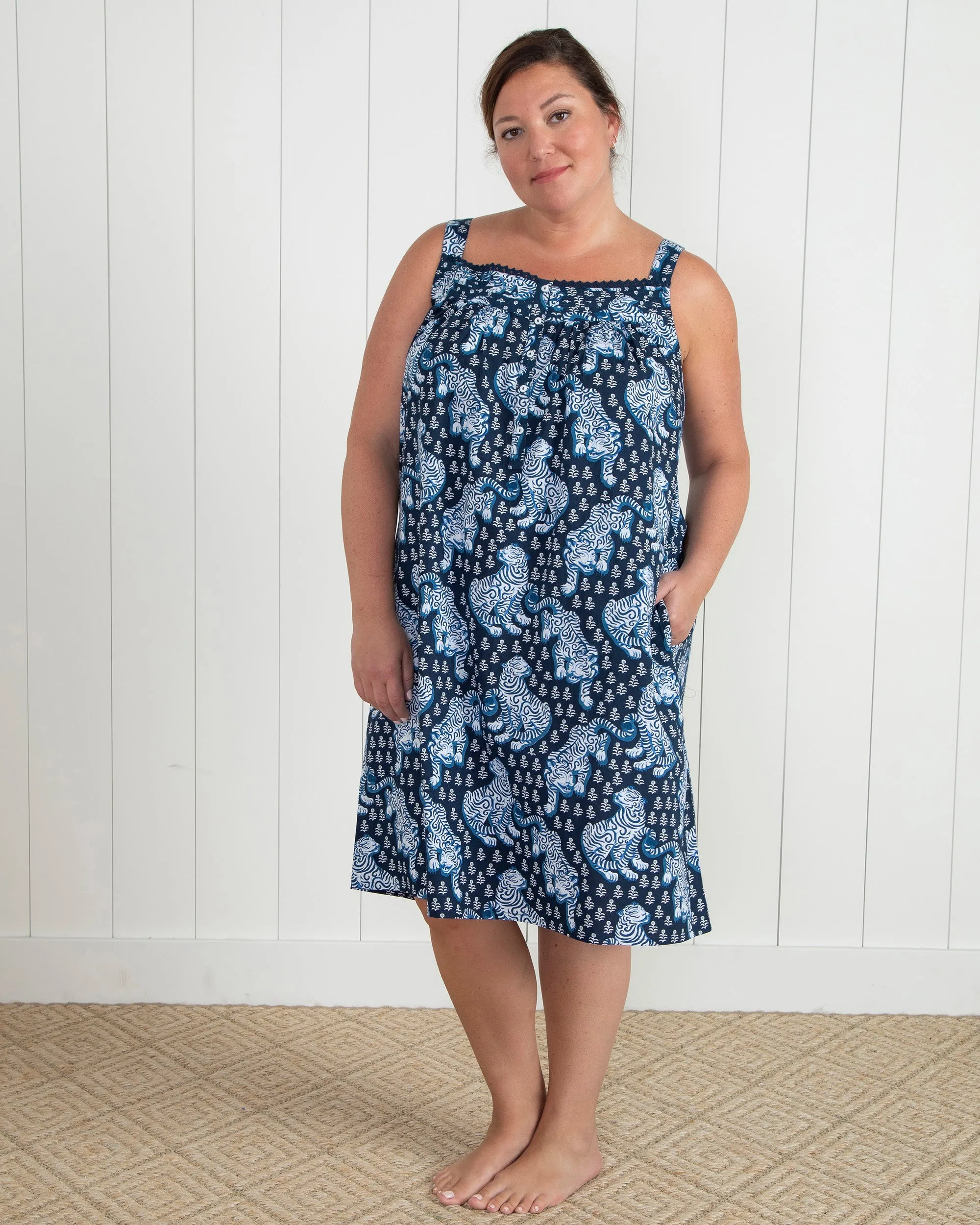 Tiger Queen - Back to Bed Nightgown - Navy