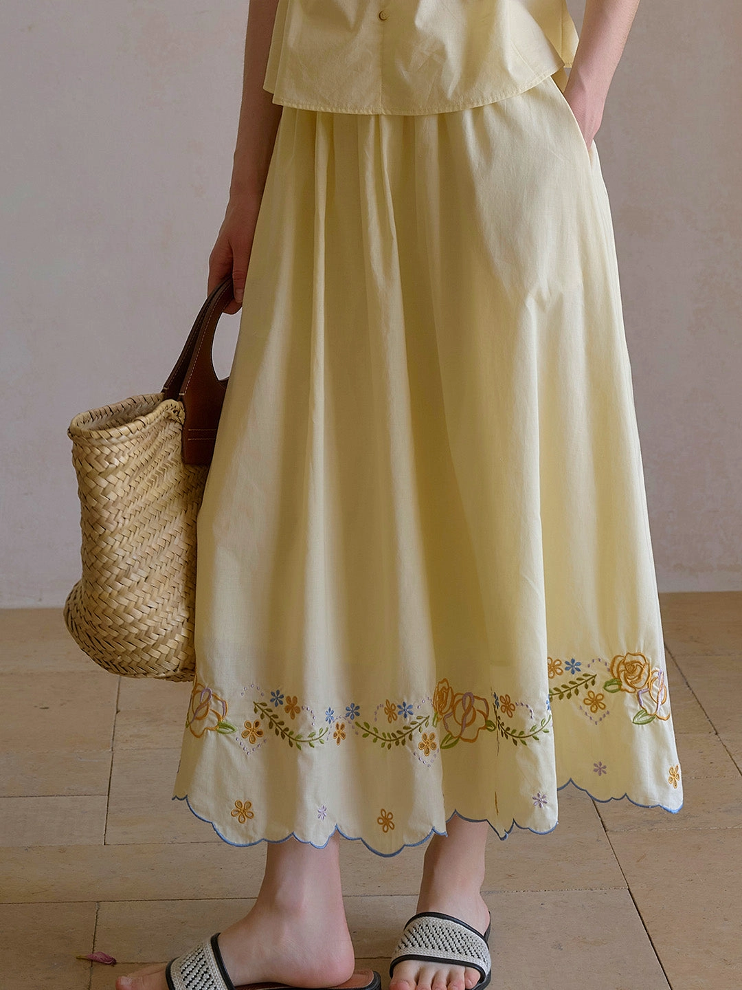Durable Weave Ashley Floral Embroidery 100% Cotton Skirt