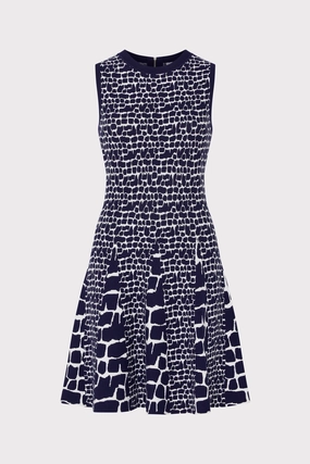 Soft fabric piece Tile Wave Jacquard Knit Mini Dress