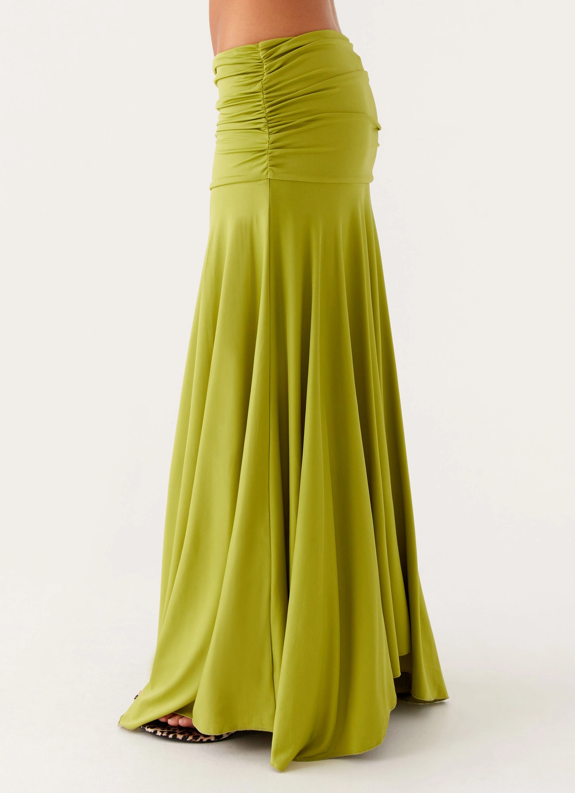 Liana Ruched Maxi Skirt - Green Clean Aesthetic Elasticized Cuff