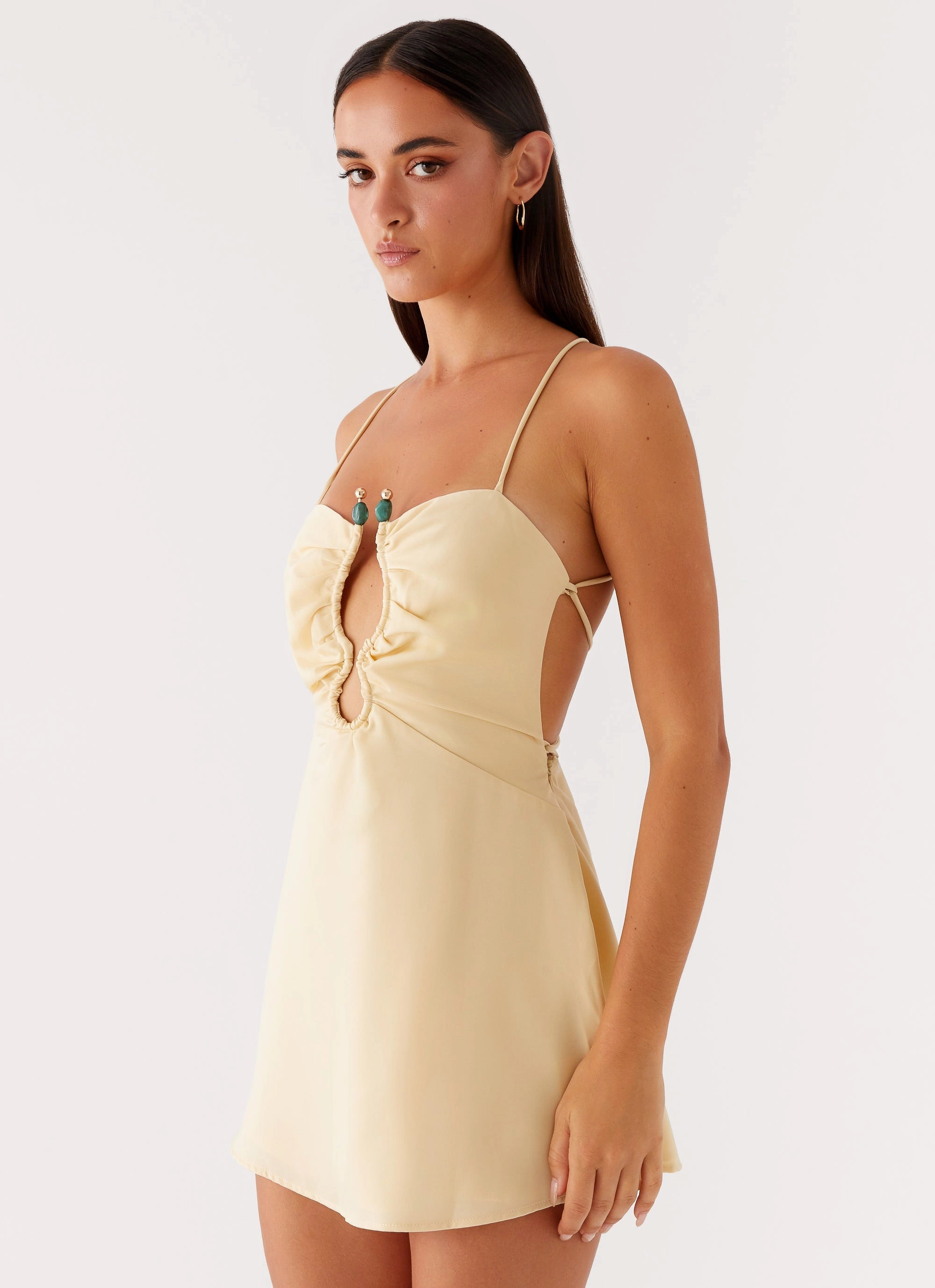 Weekend Outfit Asymmetrical Cut Zuma Mini Dress - Yellow