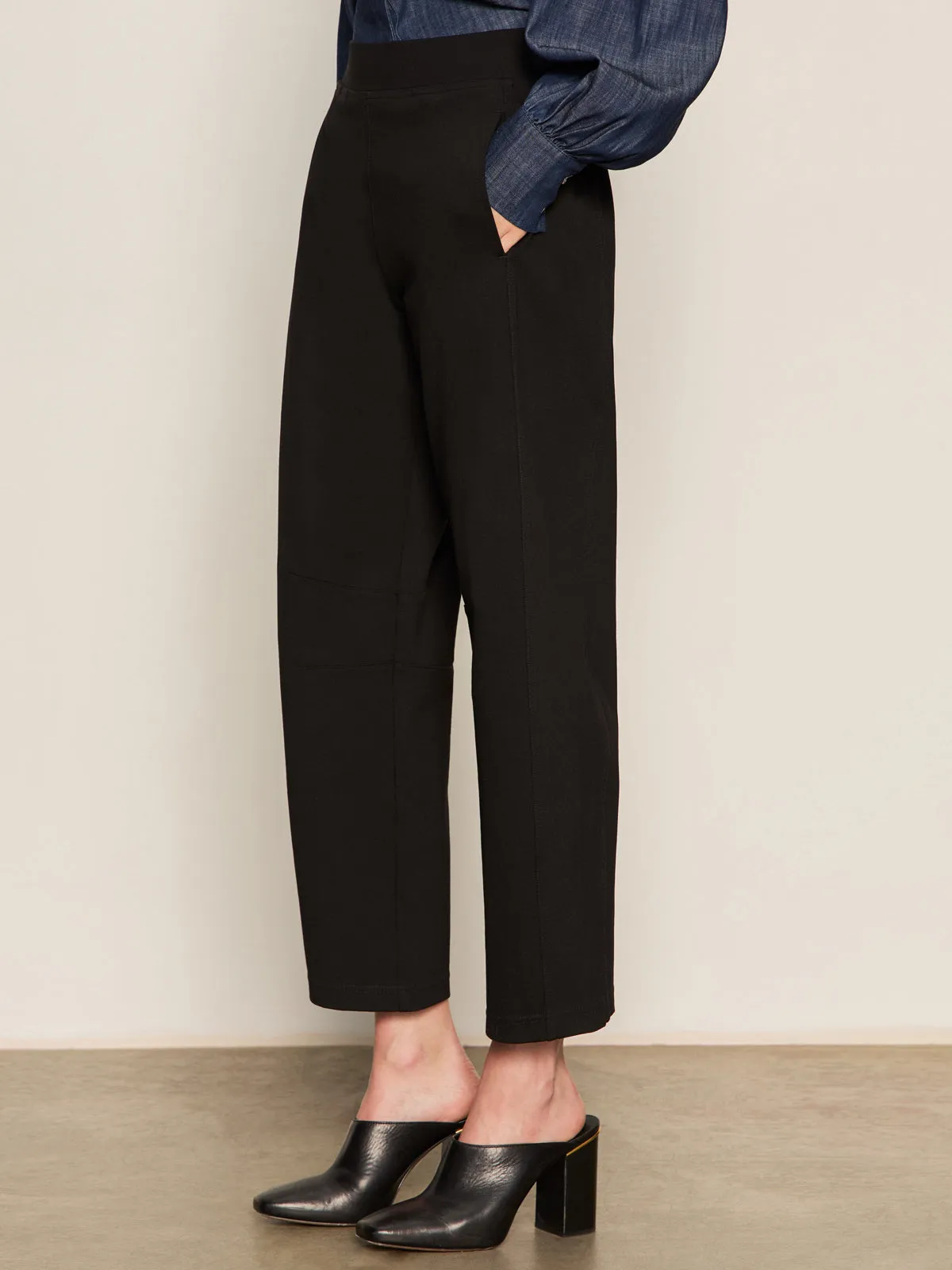 Sweat Resistant Ponte Barrel Trouser Black