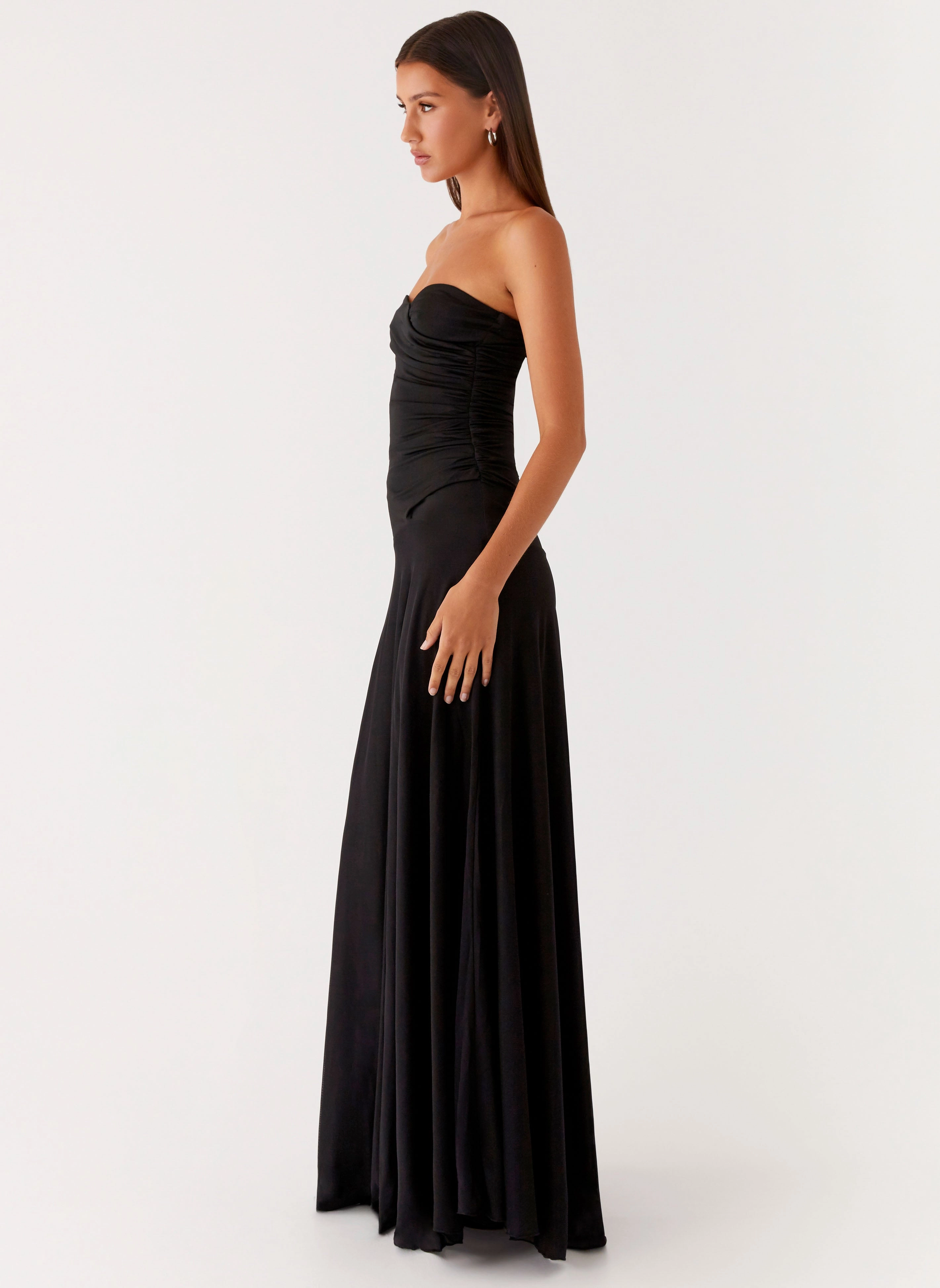Relax Form Calm Flow Ruben Maxi Dress - Black