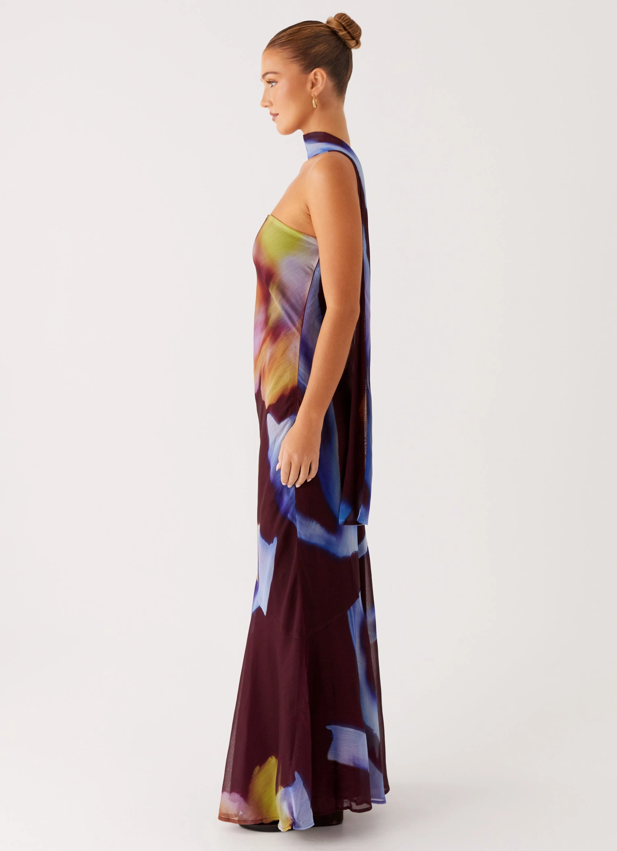 Under The Pagoda Maxi Dress - Dark Floral Stud-Detail Autumn Look